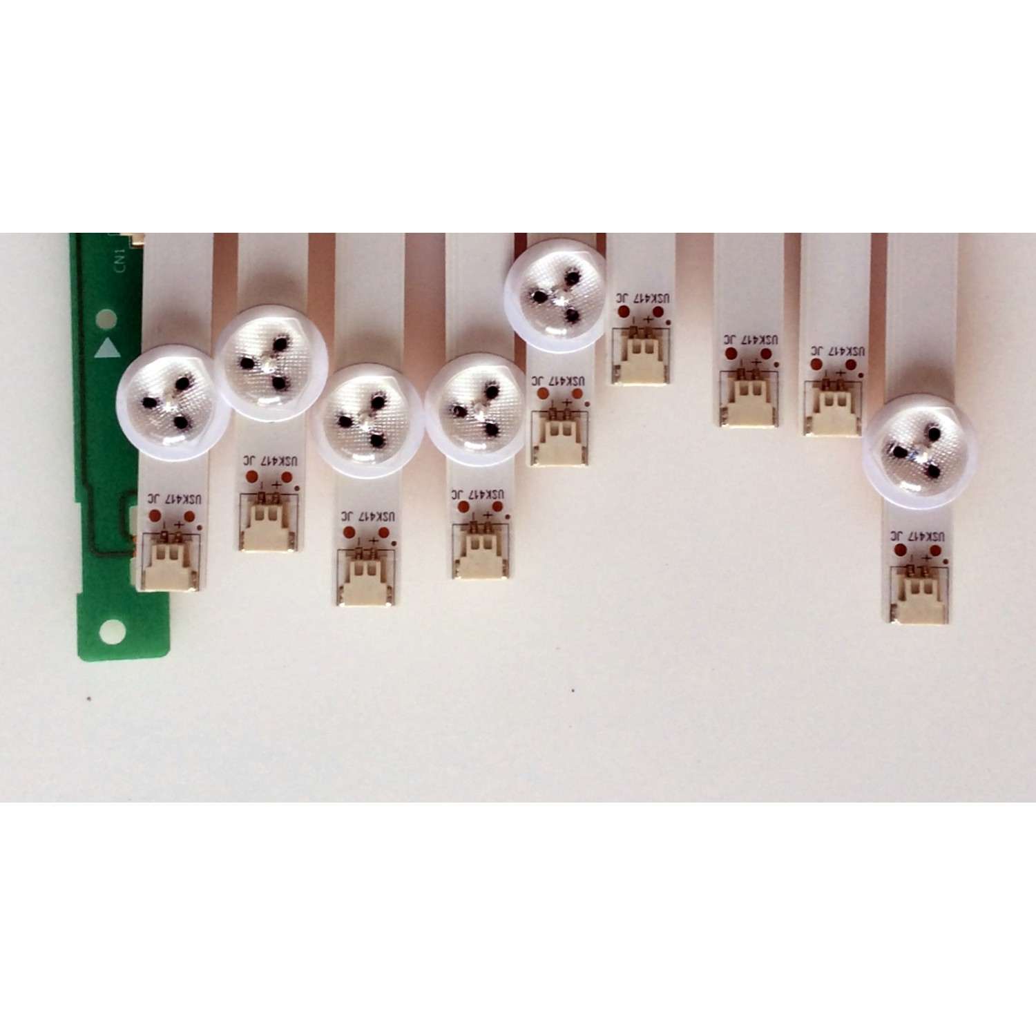KIT DE LEDS ORIGINAL PARA TV VIZIO 3 PIEZAS / NUMERO DE PARTE 303IN500002 / INN50D08-ZC46AG-06 / B231D0000 / 2BJAB0LB / 00EQX3 / MODELO V505-J09 - Imagen 4