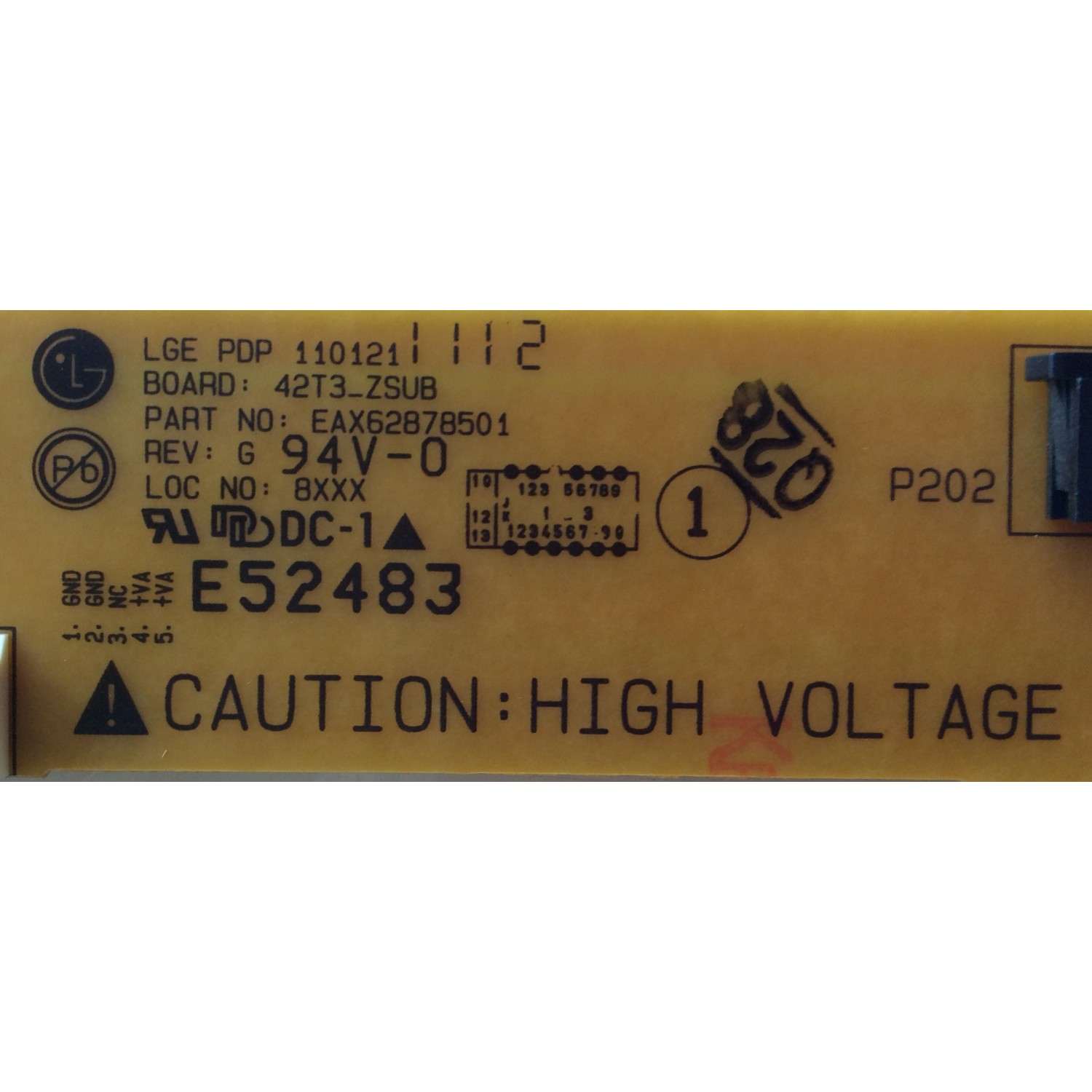 FUENTE DE PODER PARA TV INSIGNIA / NUMERO DE PARTE PLTVLM681XXF6 / 715GA025-P01-008-003M / (X)PLTVLM681XXF6 / 5773739P0671 / PANEL TPT700WR-U2T01.D REV:S04F / DISPLAY CV700U2-T01- REV:04 / MODELO NS-70F301NA23	 - Imagen 4