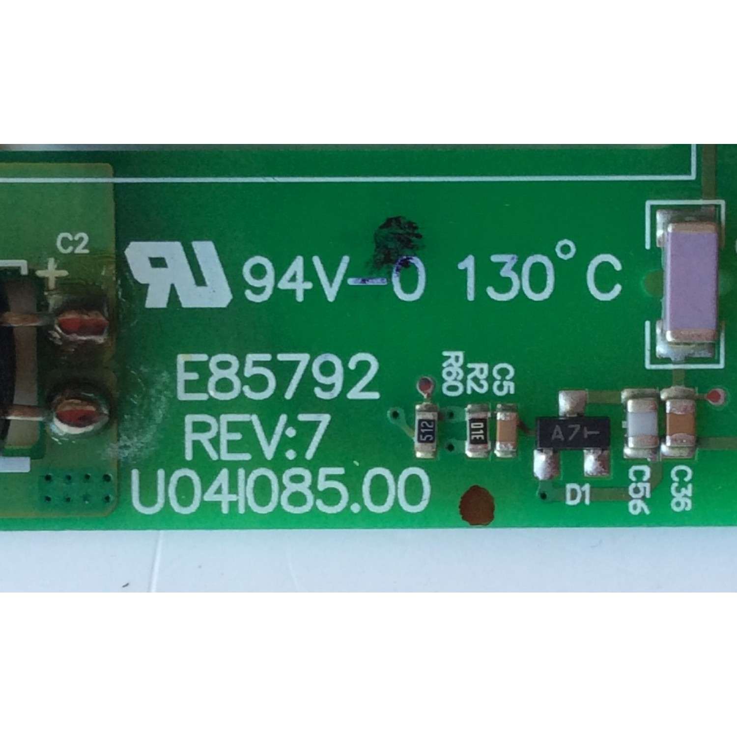 KIT DE BOCINAS ORIGINALPARA TV HISENSE 2 PIEZAS / NUMERO DE PARTE VIT3016-8W8Ω-01-BBY/ROH / JIEFU / MODELO 40H5 / 325HB - Imagen 2