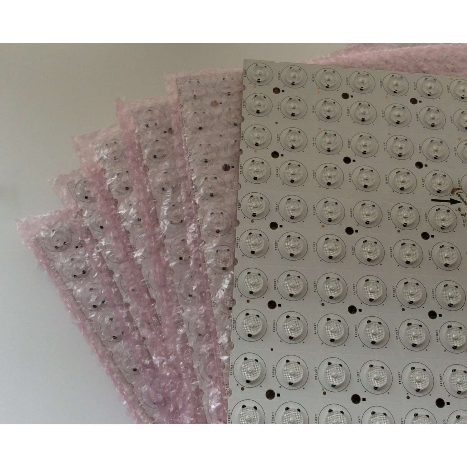 KIT DE LED PARA TV (6 PIEZAS) / SHARP LK695D3GW10Z / RUNTK4864TPZZ / AP-PP/MP-70inch / MODELO PRO-70X5FD - Imagen 2