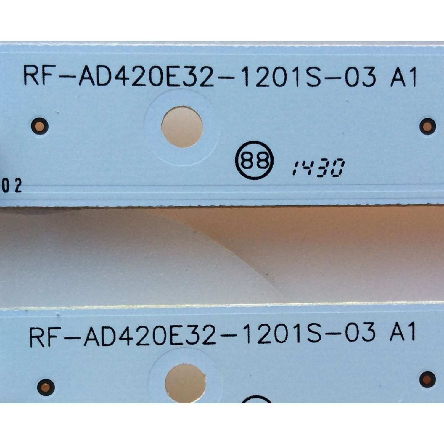 KIT DE LED PARA TV / PIXEL CX420DLEDM / RF-AD420E32-1201S-03 A1 / 180.W00-420007H / MODELO LE-4229 - Imagen 2