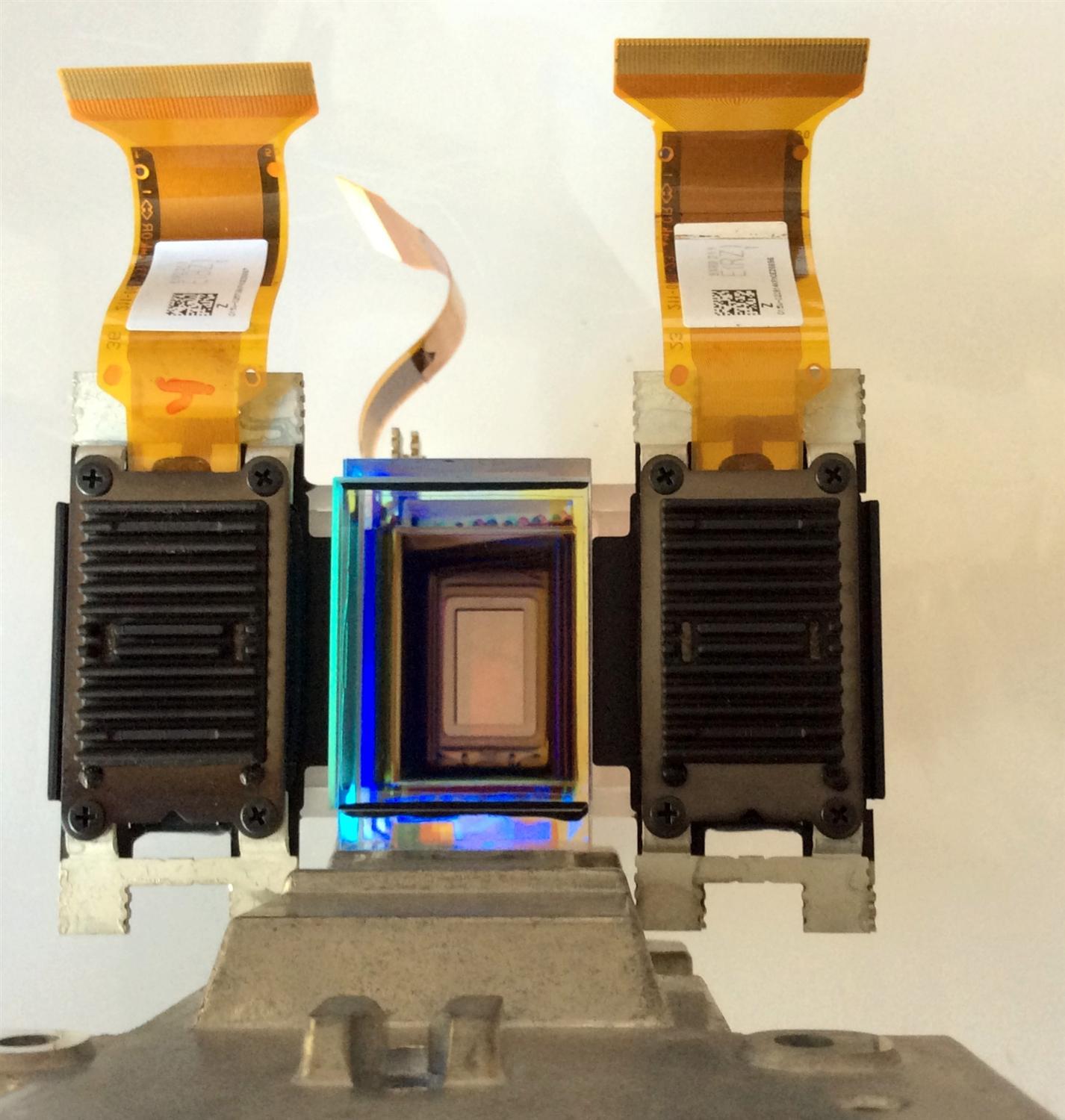 MODULO DE LCD / 2-631-615-03 / 4D15  02 / 1026629 / 015W-022814KFNOEZ6696	 - Imagen 2