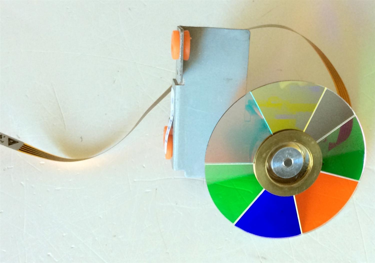 COLOR WHEEL / SHARP OC-CW7AB-BC017 / 2973025500 / E182394 / VIVITEK  COLOR WHEEL.AE0939-D0249 / OC-CW7AB-BC017 /  MODEL RP51HD41A 2500 / MODELOS 56DR650 / 65DR650 / 52HM85  / 62HM85  - Imagen 4