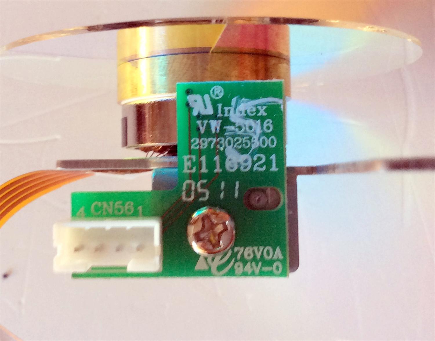 COLOR WHEEL / SHARP OC-CW7AB-BC017 / 2973025500 / E182394 / VIVITEK  COLOR WHEEL.AE0939-D0249 / OC-CW7AB-BC017 /  MODEL RP51HD41A 2500 / MODELOS 56DR650 / 65DR650 / 52HM85  / 62HM85  - Imagen 3