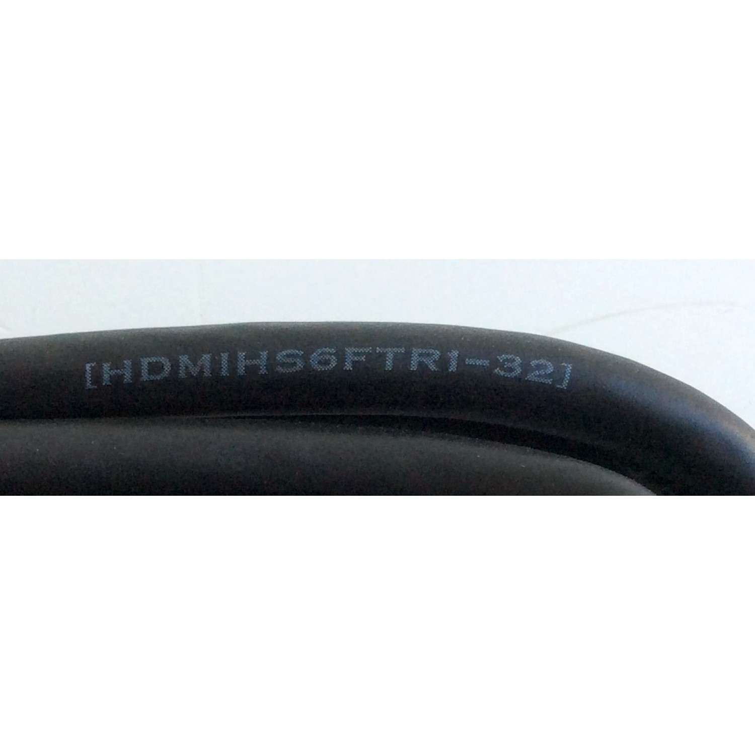 CABLE HDMI / HDMIHS6FTR1-32 / E337566 / HDMI ADMITE UNA RESOLUCIÓN:480I / 480P / 720P / 1080I / 1080P / 1600P / LONGITUD DEL CABLE:6 PIES / (2 METROS) / ADECUADO PARA SU USO EN HDTV, HOME THEATER Y APLICACIONES BASADAS EN PROYECTORES DE CLASE EMPRESARIAL - Imagen 3