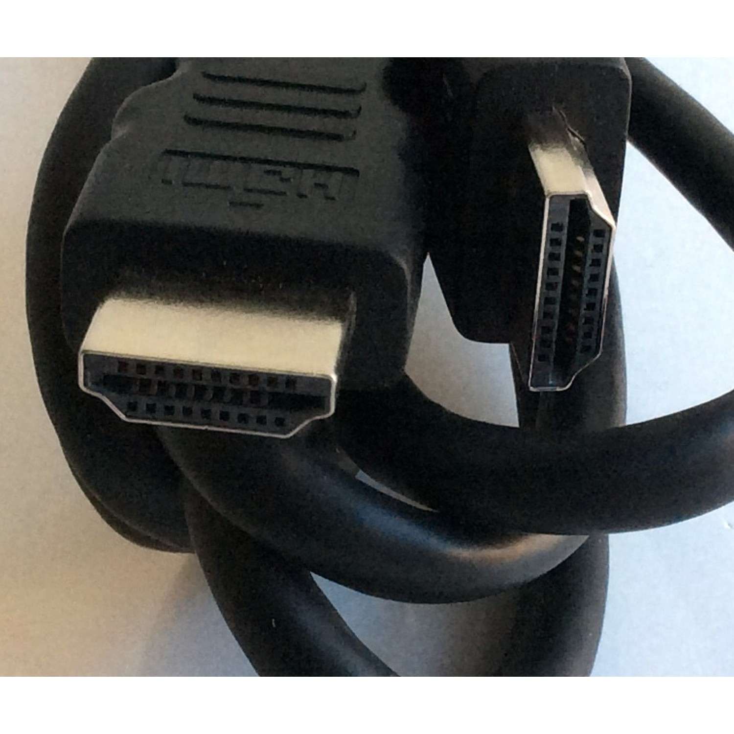 CABLE HDMI / HDMIHS6FTR1-32 / E337566 / HDMI ADMITE UNA RESOLUCIÓN:480I / 480P / 720P / 1080I / 1080P / 1600P / LONGITUD DEL CABLE:6 PIES / (2 METROS) / ADECUADO PARA SU USO EN HDTV, HOME THEATER Y APLICACIONES BASADAS EN PROYECTORES DE CLASE EMPRESARIAL - Imagen 2