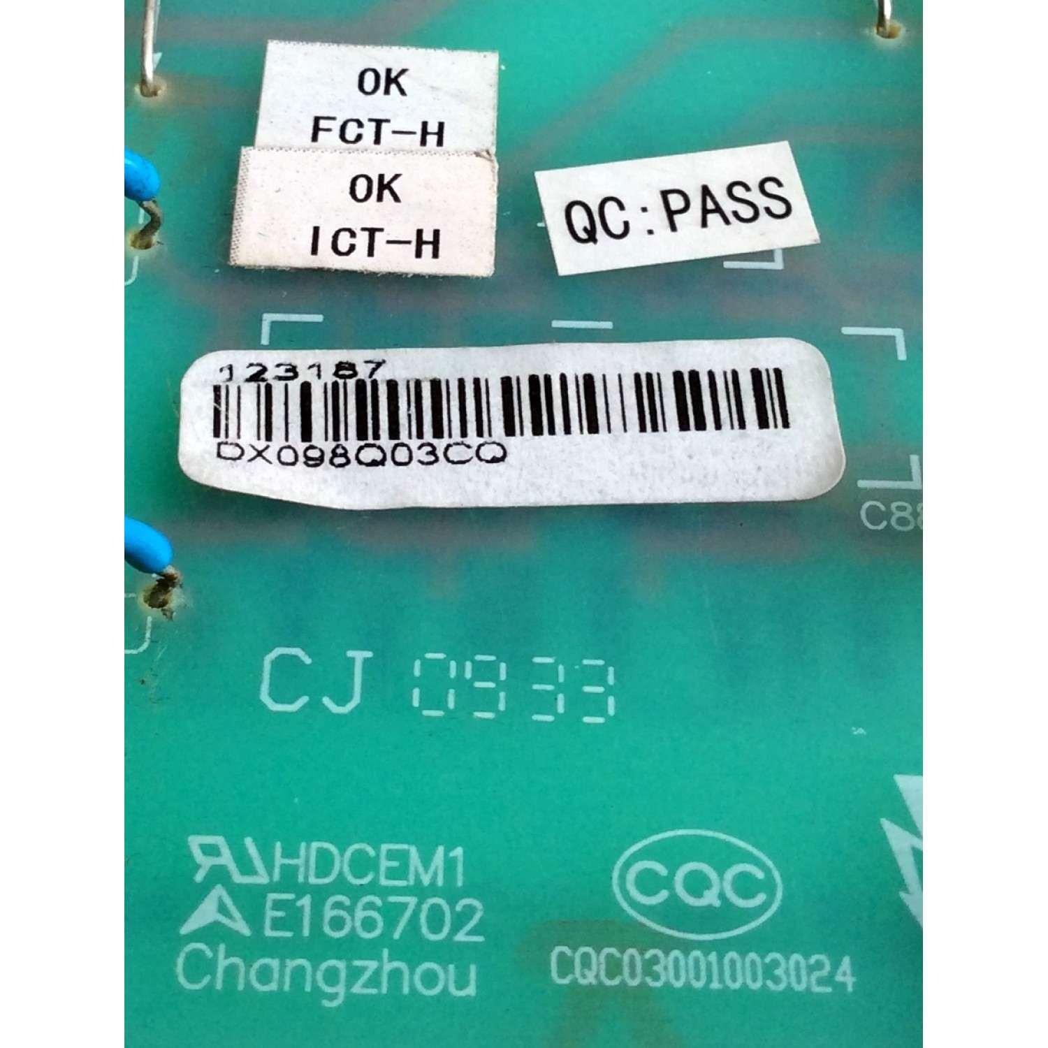 FUENTE DE PODER / DYNEX 123187 / RSAG7.820.1459/ROH / HLP-30A11 / VER.F / E166702 / PANEL HS32LN1-CMO(X03) / MODELO DX-32L130A10 - Imagen 3