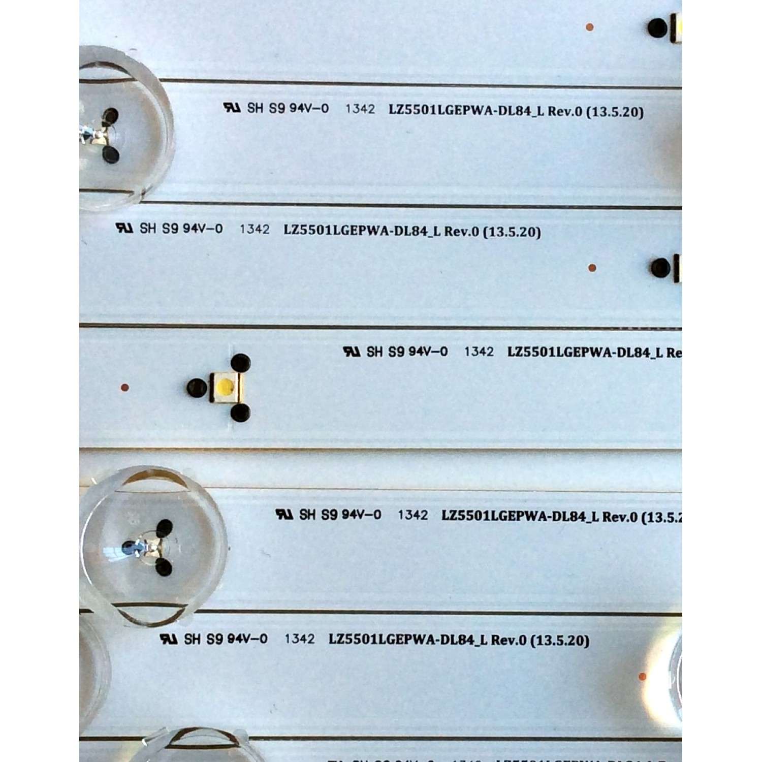 KIT DE LED'S PARA TV (14 PIEZAS) / LG LZ5501LGEPWA  / LZ5501LGEPWA-DL84_L Rev.0 / PANEL`S NC550DUN-SAAP1 / LN54M550060 V12 / LA62M55T120V12 / MODELOS 55LN549E / 55LN5200 / 55LN5790 / 55LN5700 / 55LN5600 / 55LN540 0/ ((CON ALGUNOS DIFUSORES DESPEGADOS)) - Imagen 5