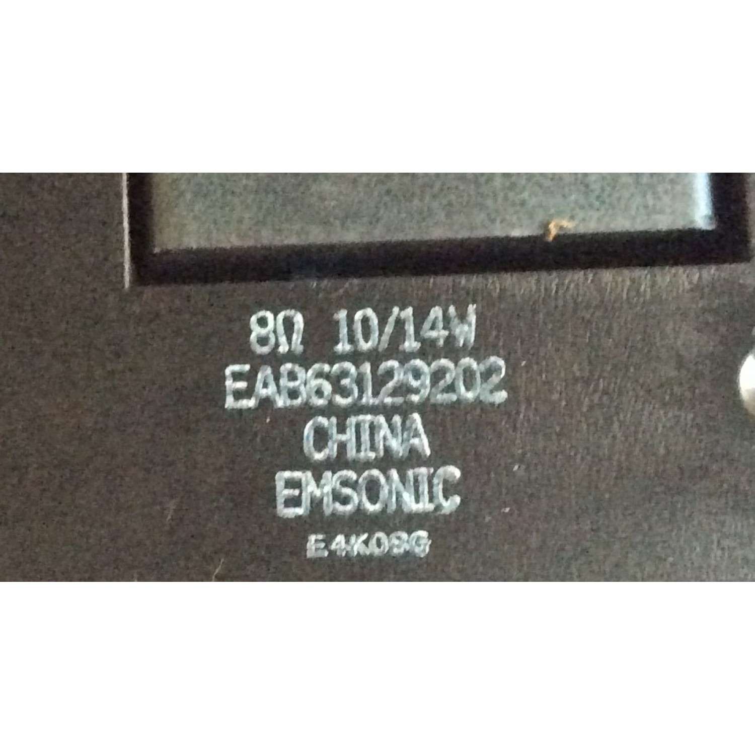 KIT DE BOCINAS ORIGINAL PARA TV LG 2 PIEZAS /  NUMERO DE PARTE EAB63129201 / EAB63129202 / MODELOS 55UB8500 / 55UB8800 / 55UB8200 / 60UB8200 - Imagen 3