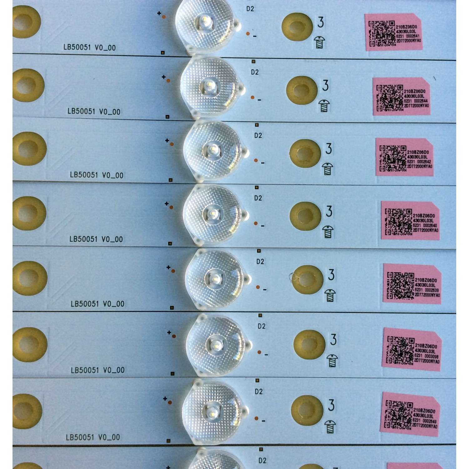 KIT DE LED'S PARA TV VIZIO (12 PIEZAS) NUMERO DE PARTE LB50051 / LB50051 V0_00 / 77900 / 210BZ06D0 / 43030L03L / PANEL TPT500J1-HVN07.U / MODELO E50-D1 LTMWUGAS	 - Imagen 3