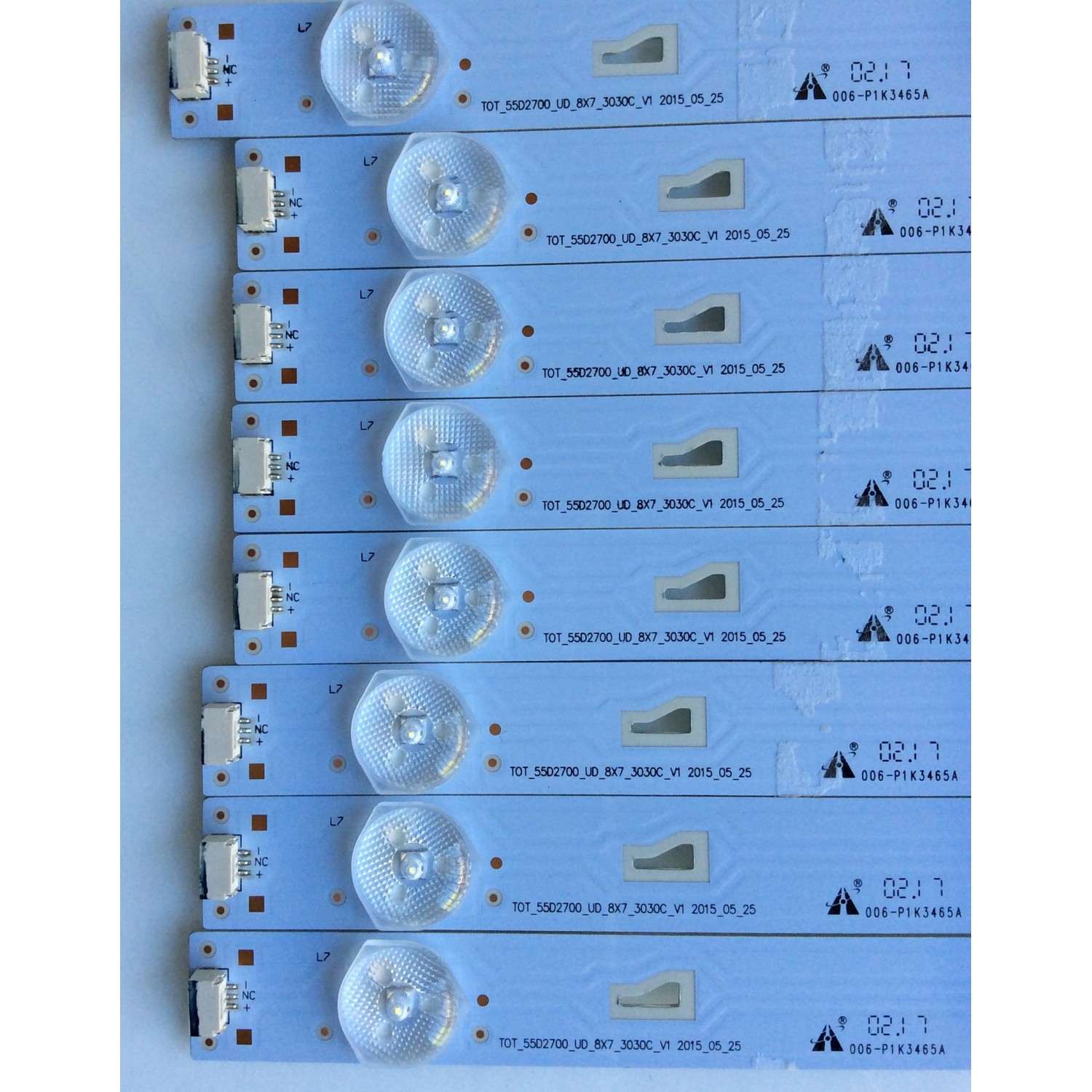 KIT DE LED PARA TV (8 PIEZAS) / TCL 006-P1K3465A / YHF-4C-LB3207-YH02J / 140117-SA7XFA-028"52"(53,54,55,56,57,58,59.) / MODELO 55US57 / PANEL LVU550CSOT E1	 - Imagen 2