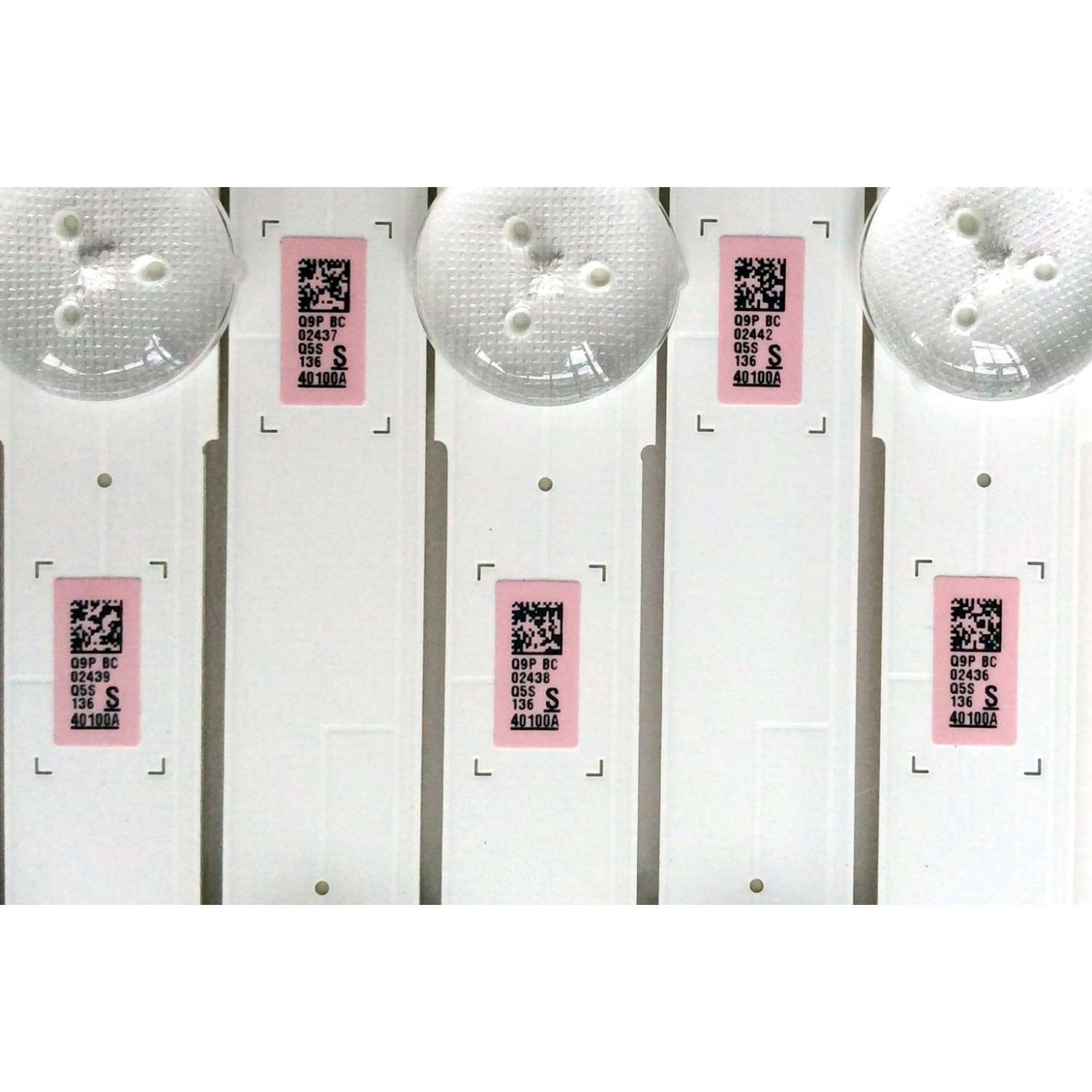 KIT DE LED´S / PARA TV (12 PIEZAS) / SAMSUNG BN96-40099A / BN96-40100A / LM41-00136A / LM41-00135A / 150414 / PANEL´S CY-GK055HGHV5H / CY-GM055HGHV4H / MODELOS UE55KU6000 / UE55KU7000 / UN55MU6100 / UN55KU6300 / UA55MU6300 / MAS MODELOS EN DESCRIPCION - Imagen 3