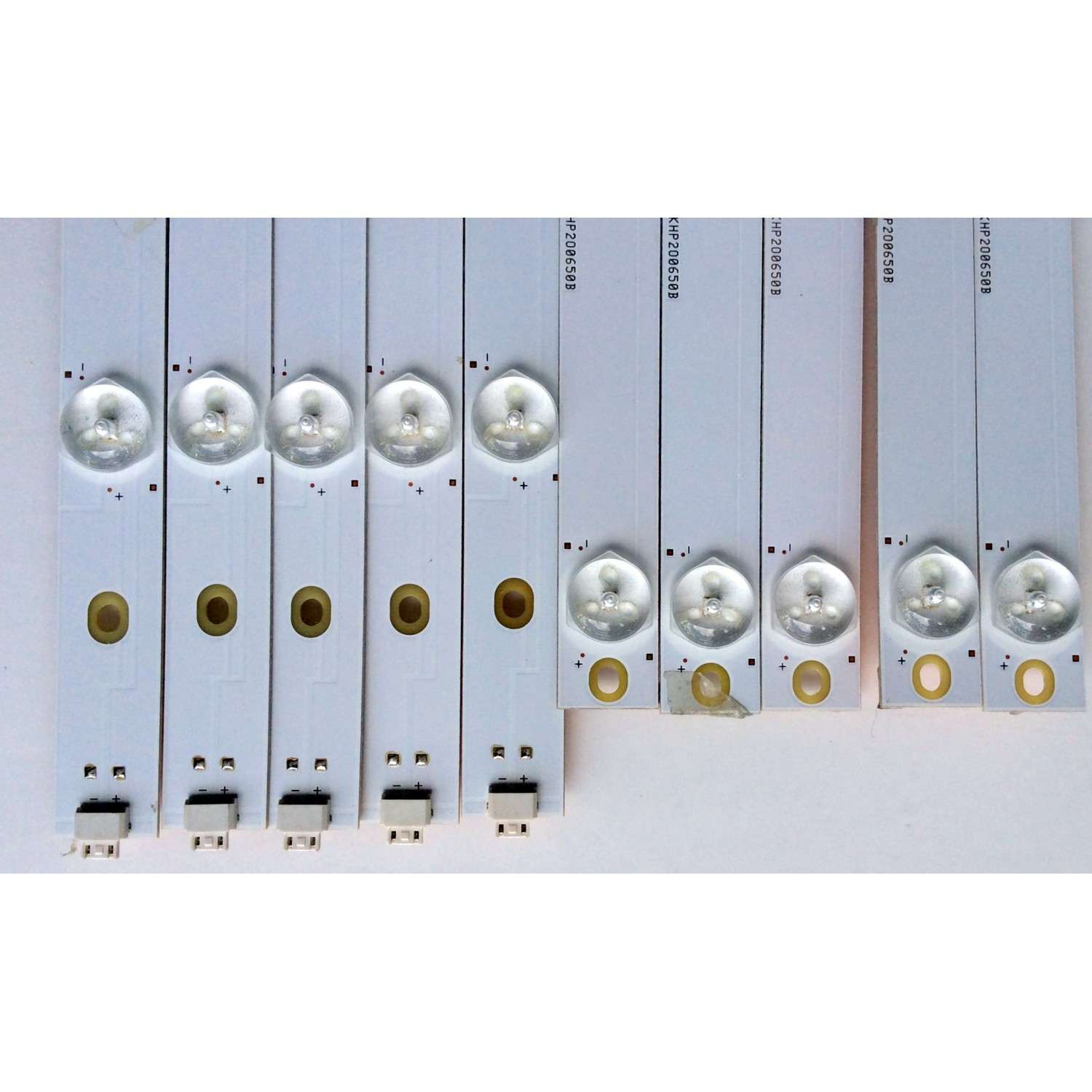 KIT DE LED PARA TV (10 PIEZAS) / HITACHI LB49006 / 49D2000 / KHP2O0650B / LB-C490F14-E4-L-G1-DL1 / LB-C490F14-E4-L-G1-DL2 / PANEL C490F14-E6-L / MODELOS LE49A509 / LE49A6R9 - Imagen 2