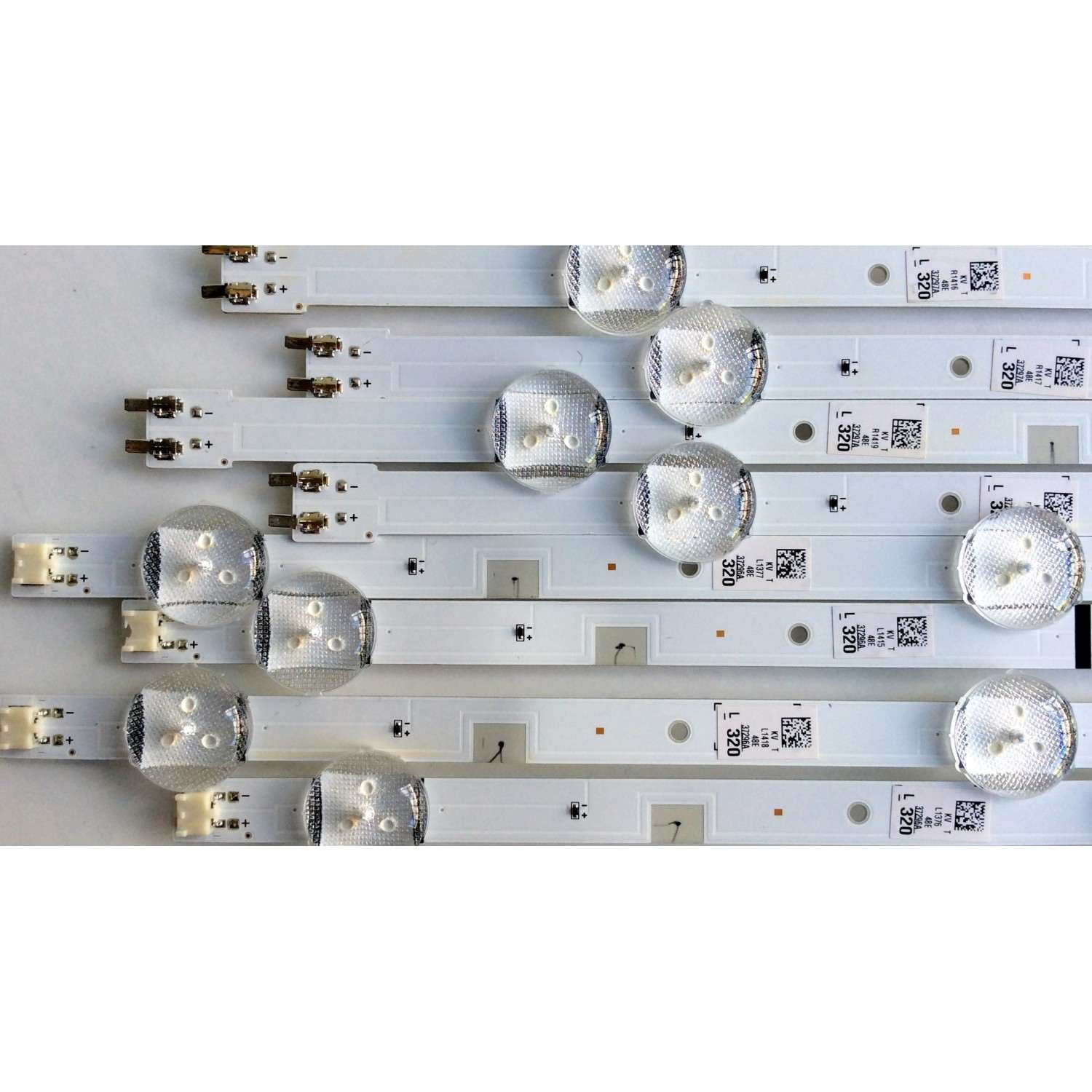 KIT DE LEDS PARA TV SAMSUNG ORIGINAL 8 PIEZAS / NUMERO DE PARTE 37296A / 37297A / LM41-00120P / LM41-00120Q / V5DN-480SMB-R3 / V5DN-480SMA-R4 / 2015 SVS48 FCOM FHD DOE A / 2015 SVS48 FCOM FHD DOE A / LM41-00150A / LM41-00149A / MODELOS UN48J62 / UN48J50 - Imagen 2