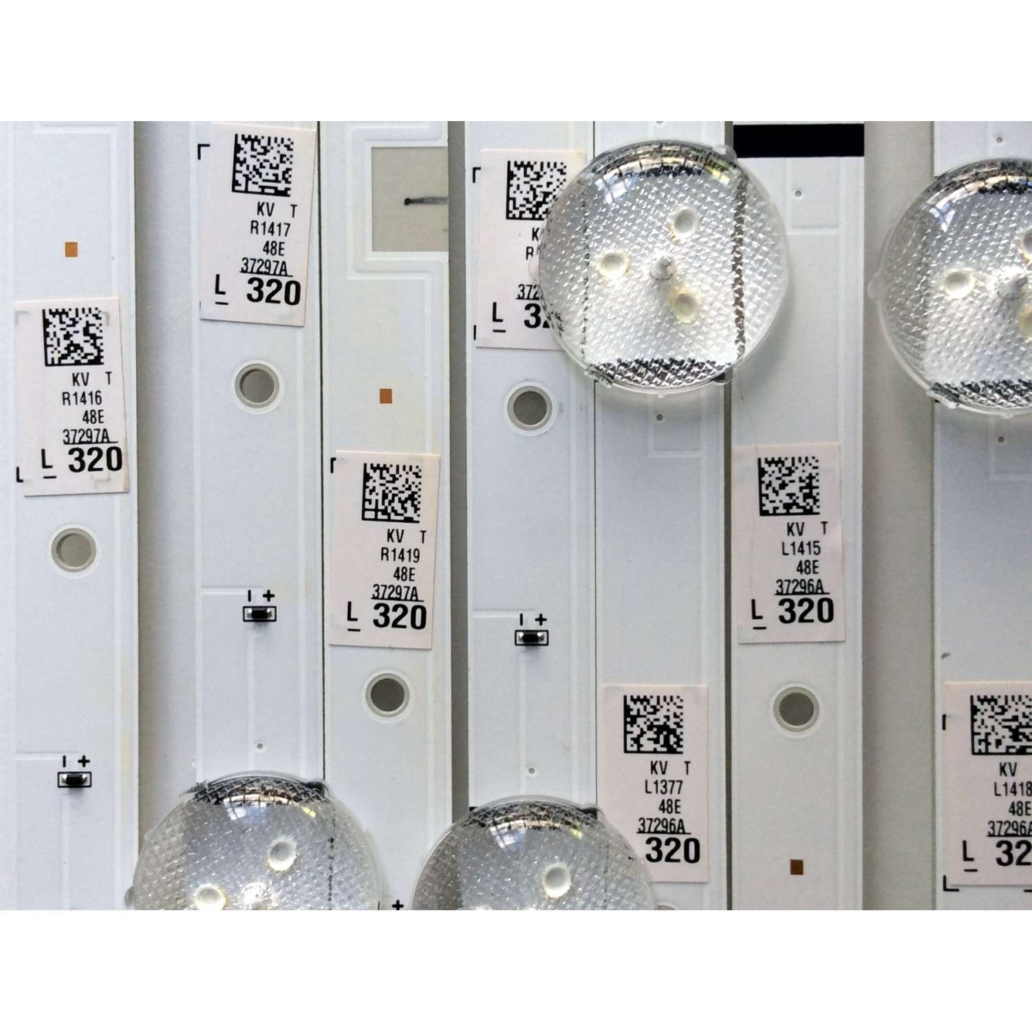 KIT DE LEDS PARA TV SAMSUNG ORIGINAL 8 PIEZAS / NUMERO DE PARTE 37296A / 37297A / LM41-00120P / LM41-00120Q / V5DN-480SMB-R3 / V5DN-480SMA-R4 / 2015 SVS48 FCOM FHD DOE A / 2015 SVS48 FCOM FHD DOE A / LM41-00150A / LM41-00149A / MODELOS UN48J62 / UN48J50 - Imagen 3
