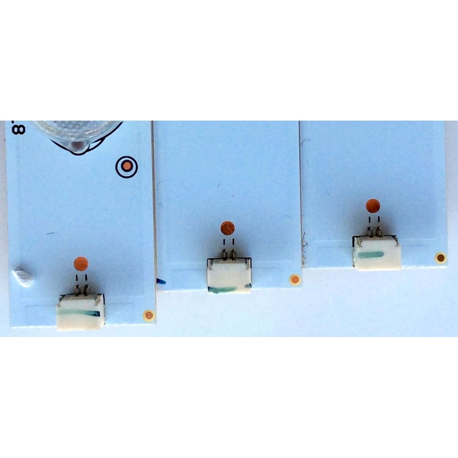 KIT DE LED PARA TV / TCL 4C-LB320T-YH8BSP / 6FSXZD / 066-P2K1975A / 32LE450U-787-7EA / 32LE450U-787-8EA	 - Imagen 4