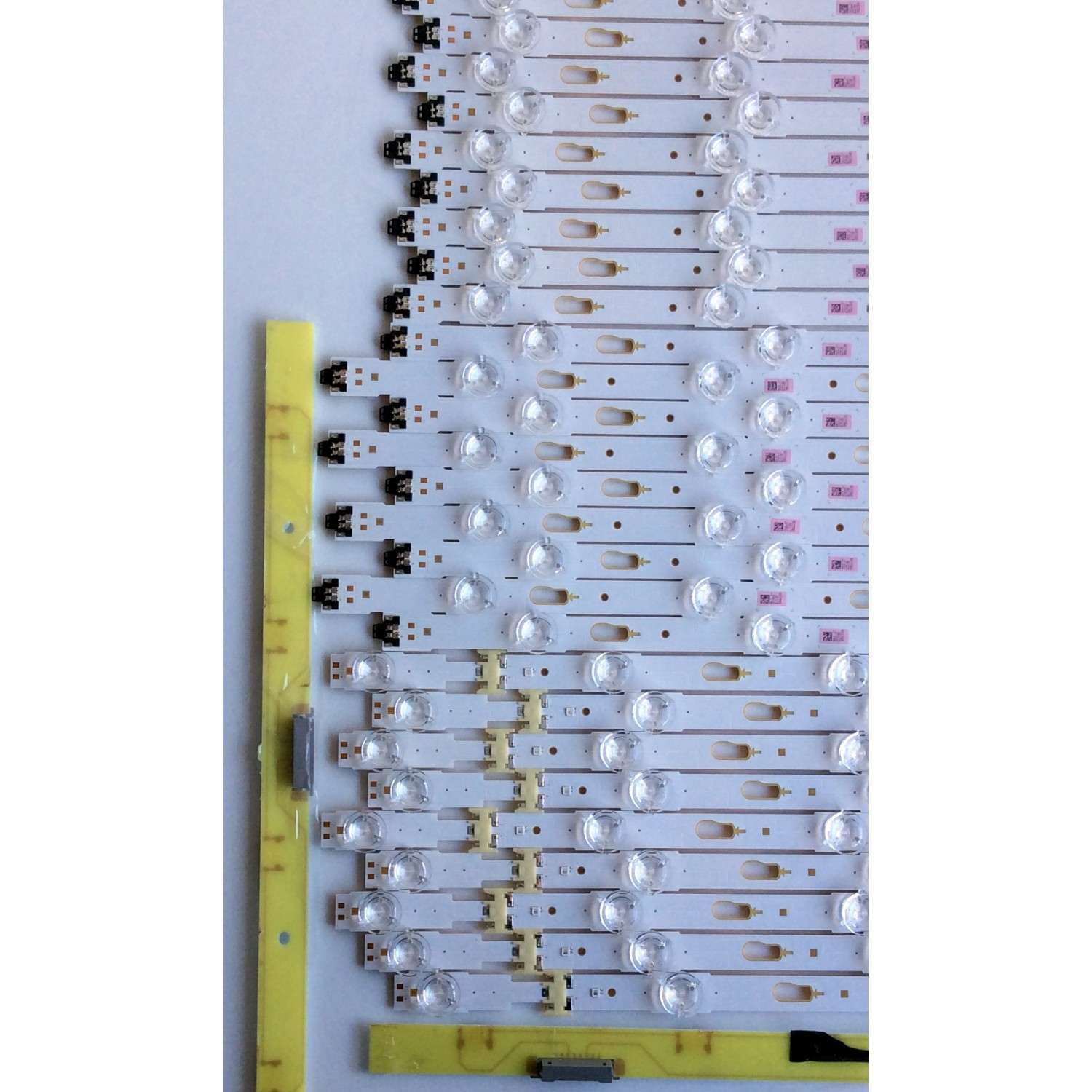 KIT DE LED PARA TV  SAMSUNG BN96-40275A / BN96-40276A / BN96-40277A / 40275A  / S_KU6K_70_FL30_M5_REV1.1_160412_LM41-00332A / S_KU6K_70_FL30_R5_REV1.1_160412_LM41-00333A / MODELO UN70KU6300FXZA EA01 / UN70KU630DFXZA / PANEL CY-GK070HGSV1H-HW24	 - Imagen 7