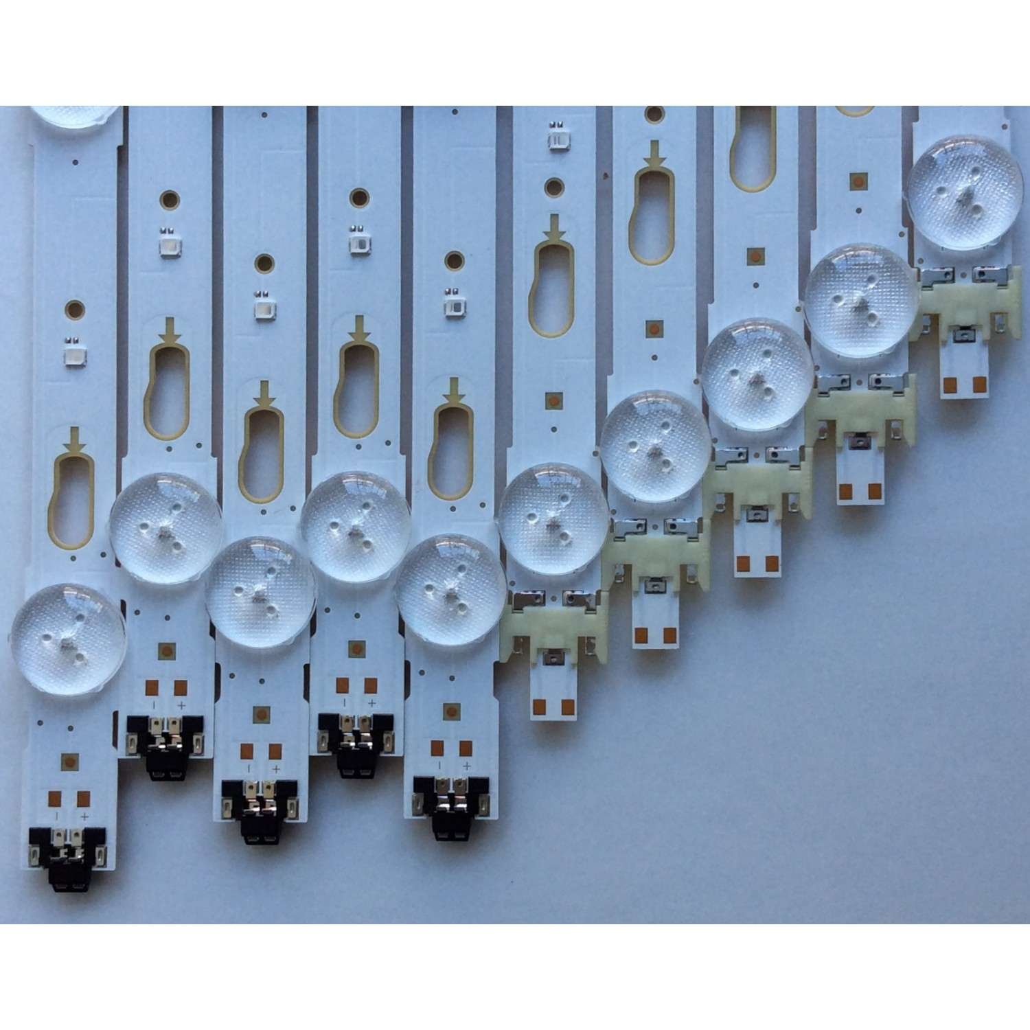 KIT DE LED PARA TV / SAMSUNG BN96-34791A/BN96-34792A /34792A / LM41-00117B / LM41-00117C / S_5U75_40_FL_R05_REV1.3_150305_LM41-00120R / MODELO UN40JU6400FXZA VH01 / UA40JU6600RXXP / PANEL CY-GJ040FLLV1H / CY-WJ040HGLV1H / CY-GJ040HGLVFH / CY-GJ040HGLVGH	 - Imagen 5