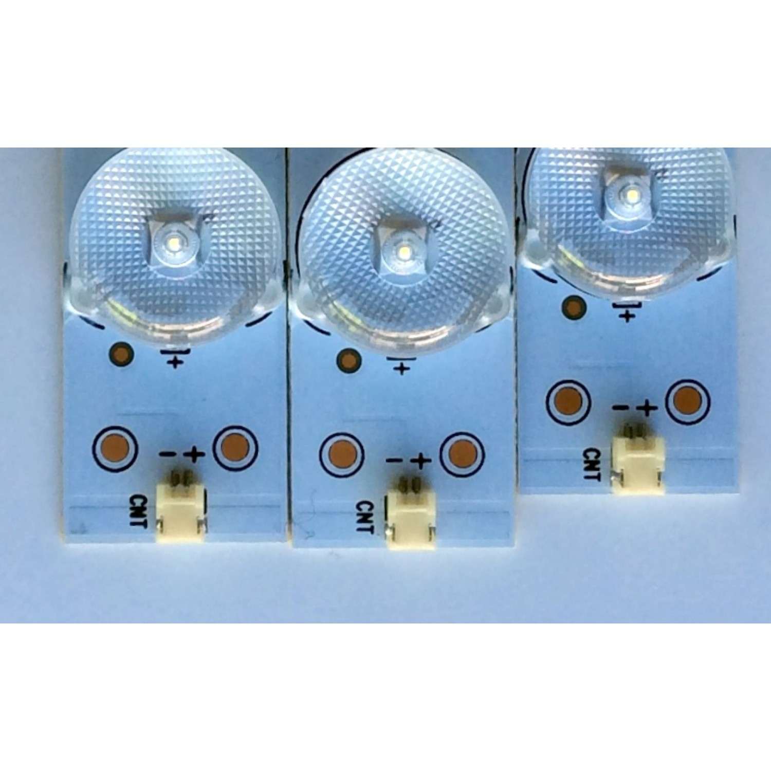 KIT DE LED PARA TV / SCEPTRE A8L07K21AHA959LK (3 PZAS.) / CRH-K393535T031038A-Rev1.1 B / MODELO E40 CRBV93CE / PANEL CN40HA701	 - Imagen 4