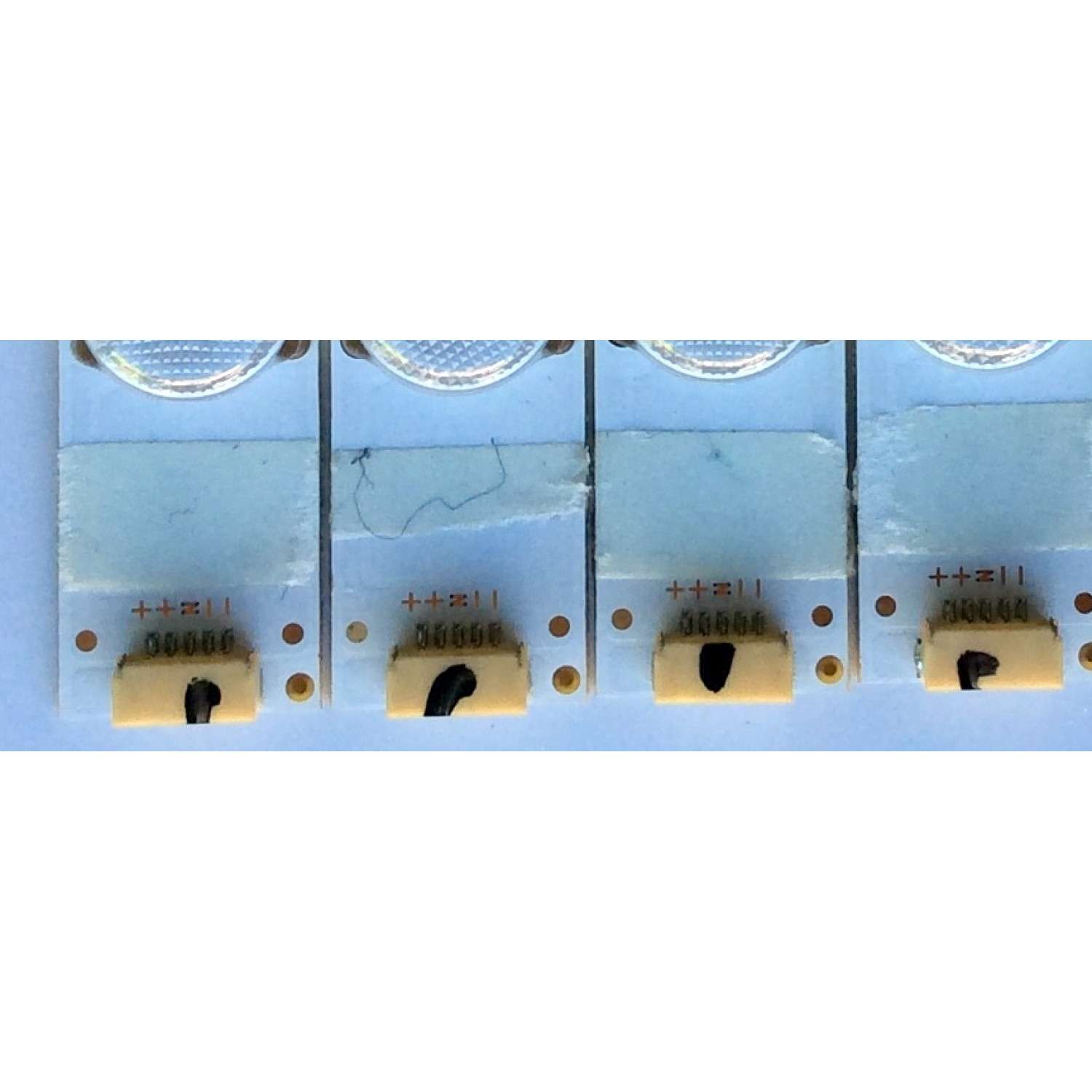 KIT DE LED PARA TV / RCA AE0110261 / 26AL A4K30 / JL.D416B1235-031AS-F / MODELO LED42C45RQ / PANEL V420DK1-QS1-12V	 - Imagen 2