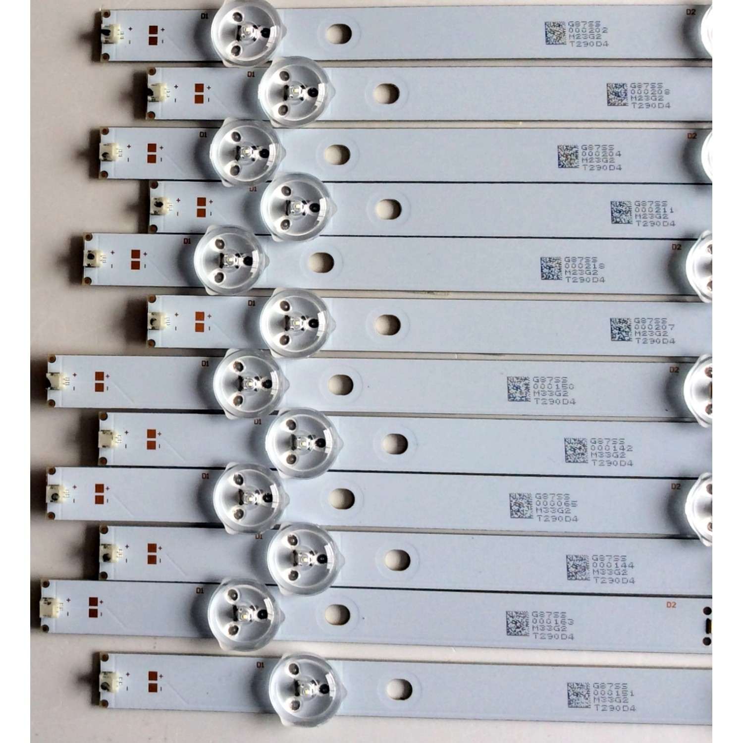 KIT DE LED'S PARA TV TOSHIBA (12 PIEZAS) / NUMERO DE PARTE DLED5572-2835-6 / K550WDR / SVK550AJ3_REV02_6LED_B_150617 / 7838-581012-07207223 / PANEL K550WDR-HE350 / MODELO 55L310U - Imagen 4