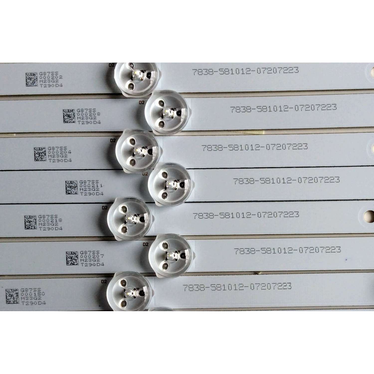 KIT DE LED'S PARA TV TOSHIBA (12 PIEZAS) / NUMERO DE PARTE DLED5572-2835-6 / K550WDR / SVK550AJ3_REV02_6LED_B_150617 / 7838-581012-07207223 / PANEL K550WDR-HE350 / MODELO 55L310U - Imagen 2