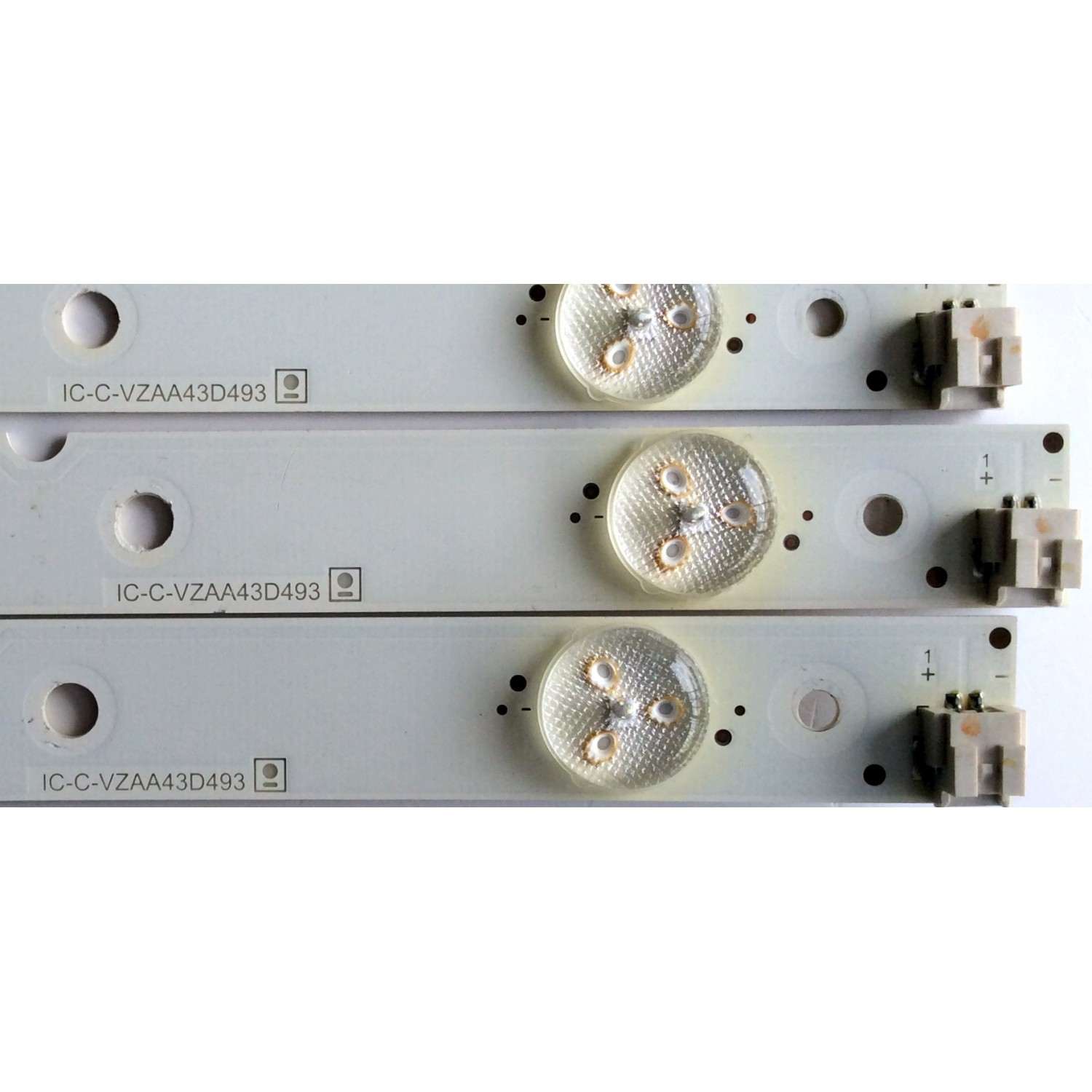 KIT DE LED PARA TV / SHARP IC-C-VZAA43D493 / 098101122100 / MODELO LC-43LE653U / LC-43UB30U / PANEL T430HVN01.2	 - Imagen 2