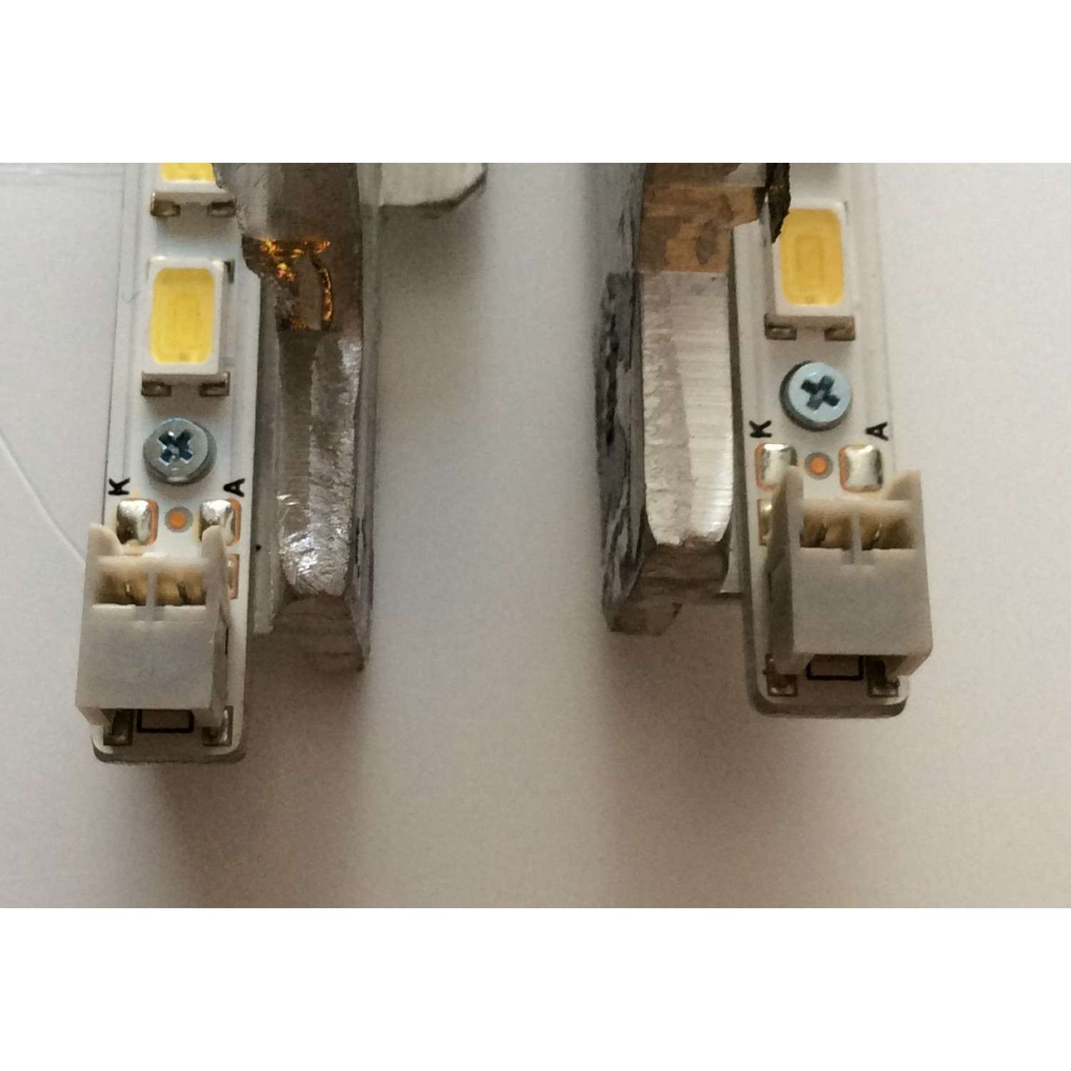 KIT DE LED´S PARA TV (2 PIEZAS) / SAMSUNG LJ64-02380A / LJ64-02381A / D001013A0 / D001026A0 / LMB-4600BM12 / PANEL LTJ460HJ03-F / MODELOS UN46C63000SF / UN46C6400RFXZA H304 - Imagen 2