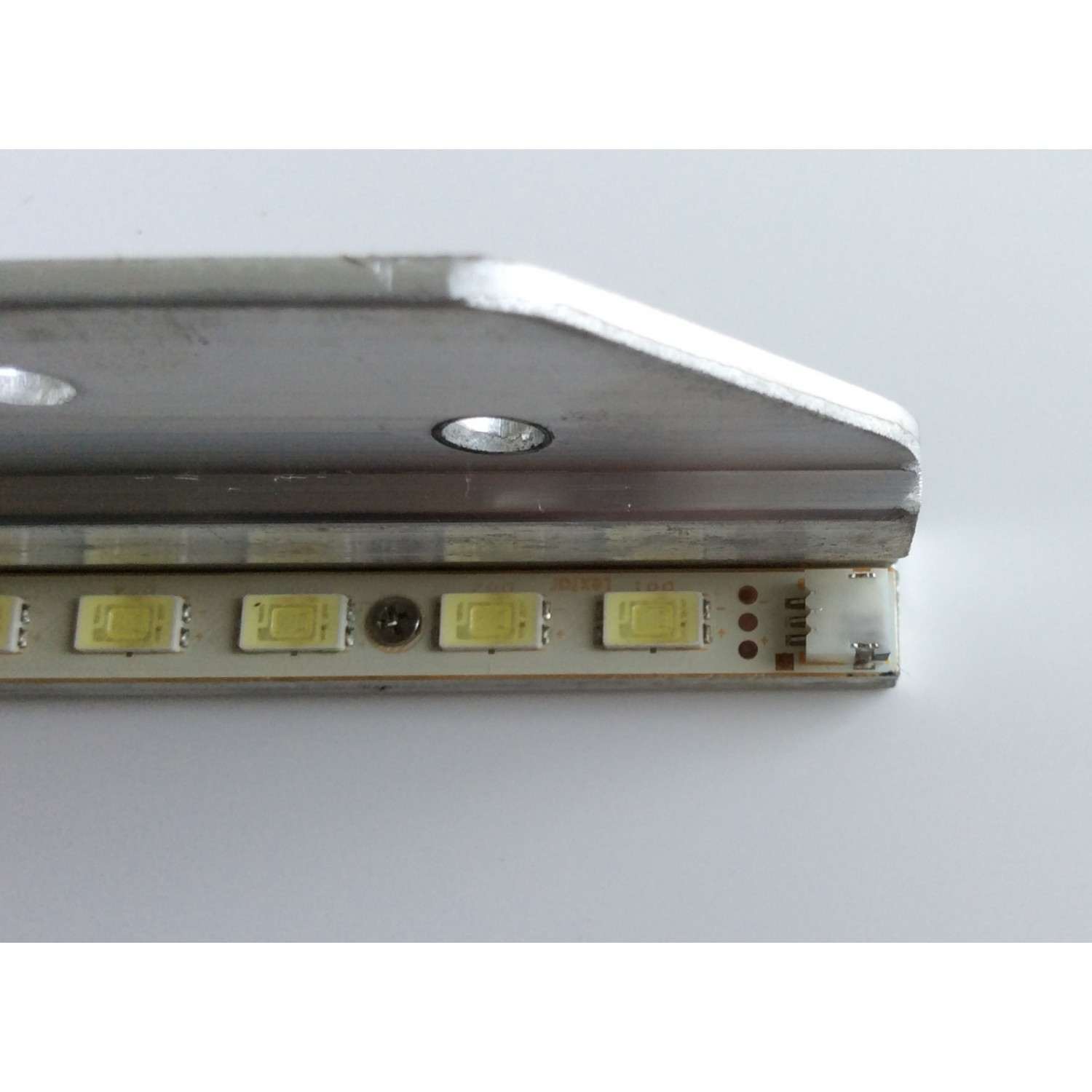 LED PARA TV / DYNEX T315XW07V3 / 73.31T15.002-0-SK1 / 31T00-10 / MODELO DX-32E150A11	 - Imagen 3