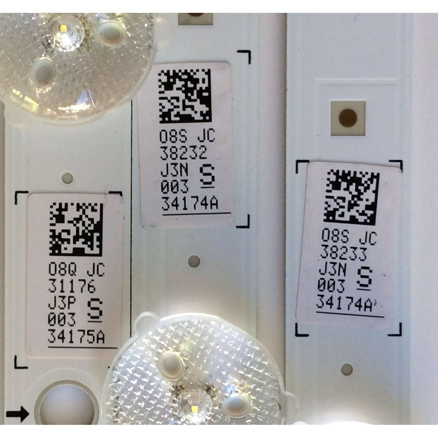 KIT DE LEDS ORIGINAL PARA TV SAMSUNG 3 PIEZAS / NUMERO DE PARTE BN96-34174A / BN96-34175A / LM41-00090X / LM41-00090Y / SAMSUNG_2014SVS_40_MEGA_3228_13LED_T2_REV1.5_140722 / PANEL CY-HH0408GNV1H / MODELOS UN40H5150AFXZX / HG40ND470BFXZA  / HG40ND477BFXZA  / HG40ND460BFXZA - Imagen 2