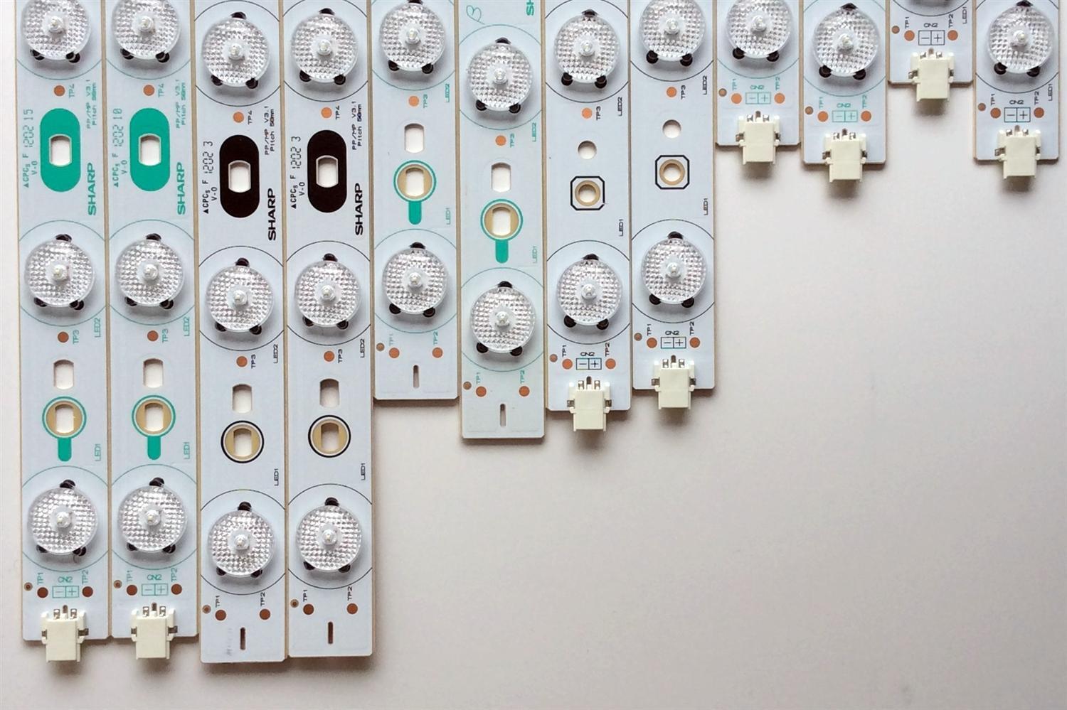 KIT DE LED`S PARA TV (45 PIEZAS) / SHARP ZZC2317WCA063050B3 / ZZC2320WCA041620A1 / ZZC2319WCA006370A1 / ZZC2211WCA036 / (5070) / (5071) / (5072) / (5073) / (5074) / PANEL LK800D3GW10Z / MODELO LC-80LE633U / ((INCOMPLETO 44 PIEZAS)) - Imagen 5