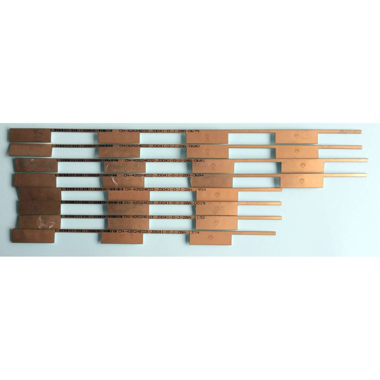 KIT DE LED`S PARA TV (8 PIEZAS) / INSIGNIA CN-42S24E02-JDD41-0-J-28B / CN-42S24E02-JDD41-0-J-28A / PANEL T420HW08.V9 / MODELO NS-42D240A13 - Imagen 4