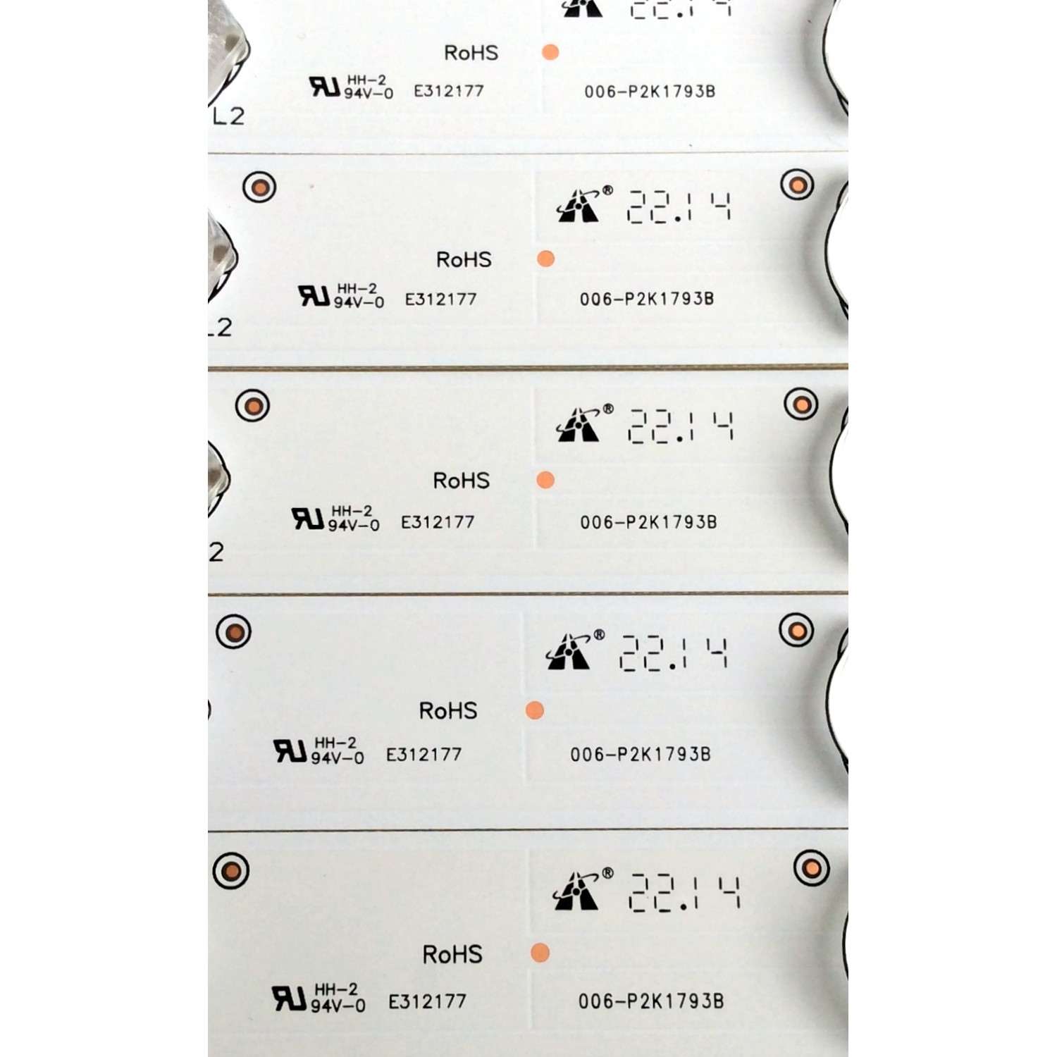 KIT DE LED'S PARA TV SANYO ((8 PIEZAS)) / NUMERO DE PARTE 4C-LB400T-YH3 / 006-P2K1793B / 40F2370-6EA / PANEL LVF400SSDX E7 V6 / MODELO DP40D64 P40D64-02 - Imagen 3