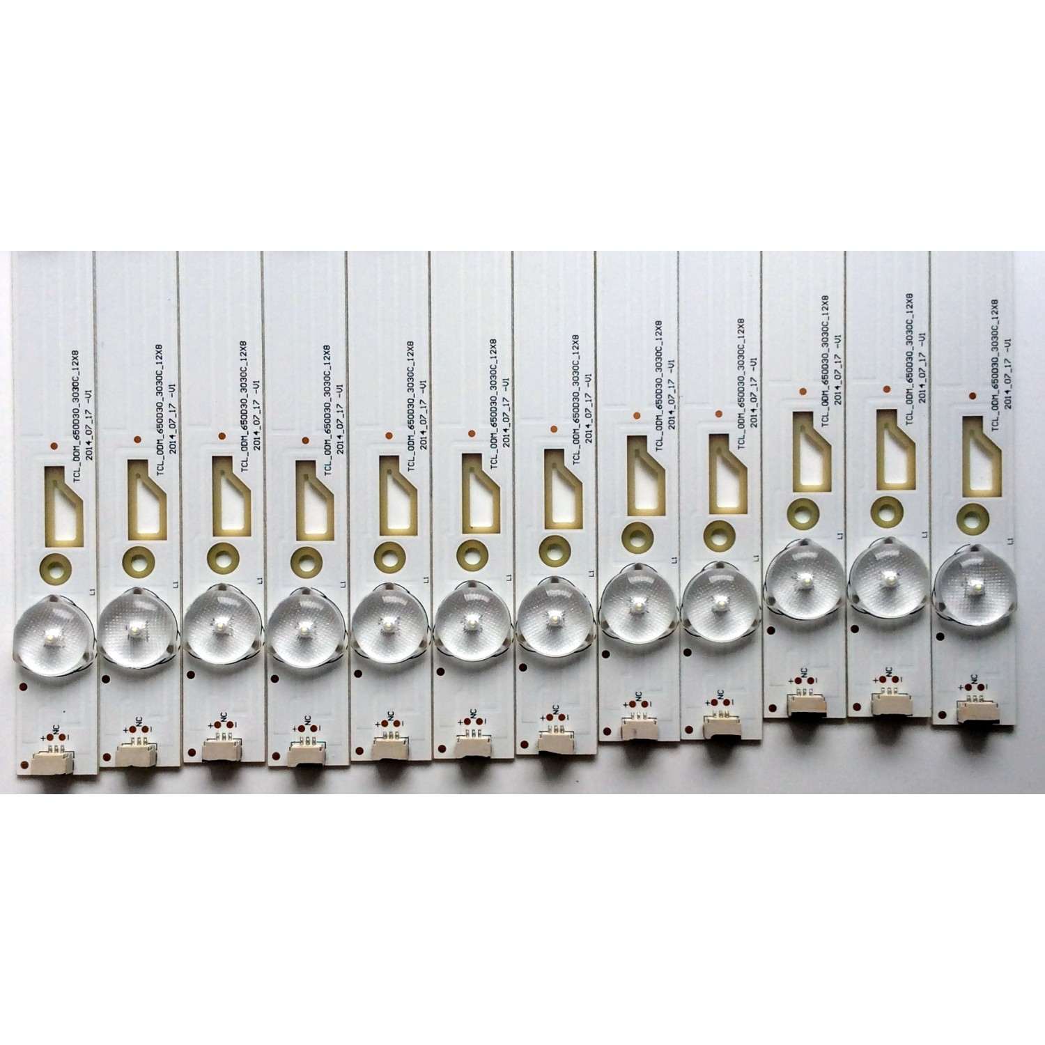 KIT DE LED`S PARA TV (12 PIEZAS) / SANYO 4C-LB650T-YH1SY / 006-P2K2165A / TCL_00M_650D30_3030C_12X8 / PANEL LVF650CMDX E1 V1 / MODELO FW65D25T	 - Imagen 4