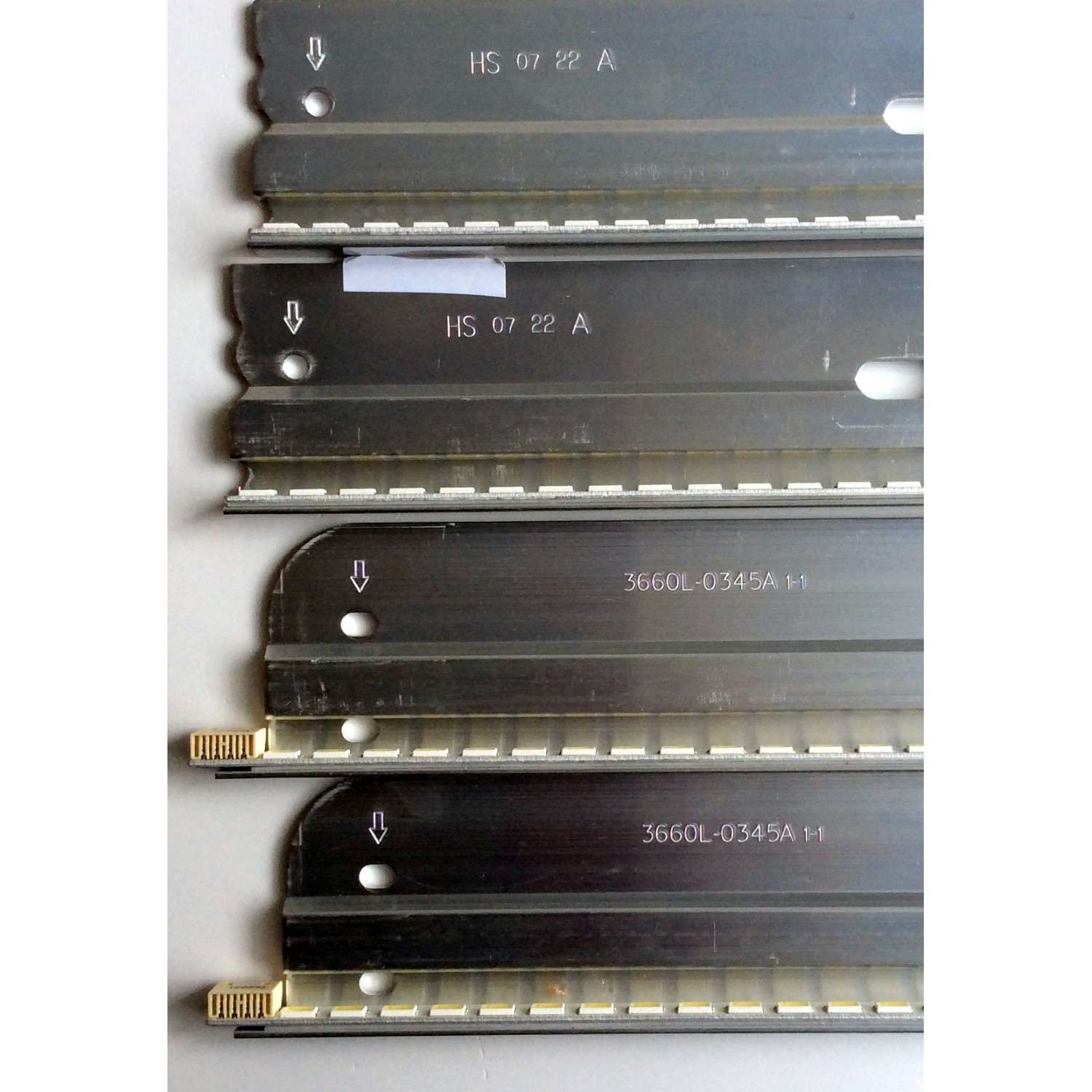 KIT DE LED´S PARA TV (4 PIEZAS) / VIZIO 3660L-0351A 1-1 / 3660L-0345A 1-1 / AG1027 / LG Innotek 37 inch Rev 0.6 54EA TYPE-A / LG Innotek 37 inch Rev 0.6 54EA TYPE-B / PANEL LC370EUH (SC)(A1) / MODELO M370VT LTLPHOAL - Imagen 5