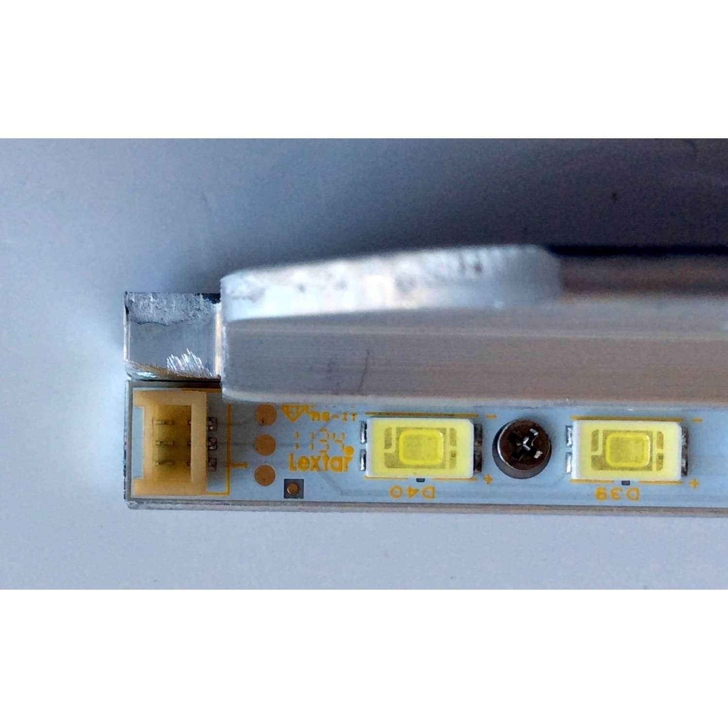 LED PARA TV VIZIO 73.31T14.004-5-SK1 / 110917 / PANEL T315XW06 V.4 / MODELO E320VT - Imagen 3
