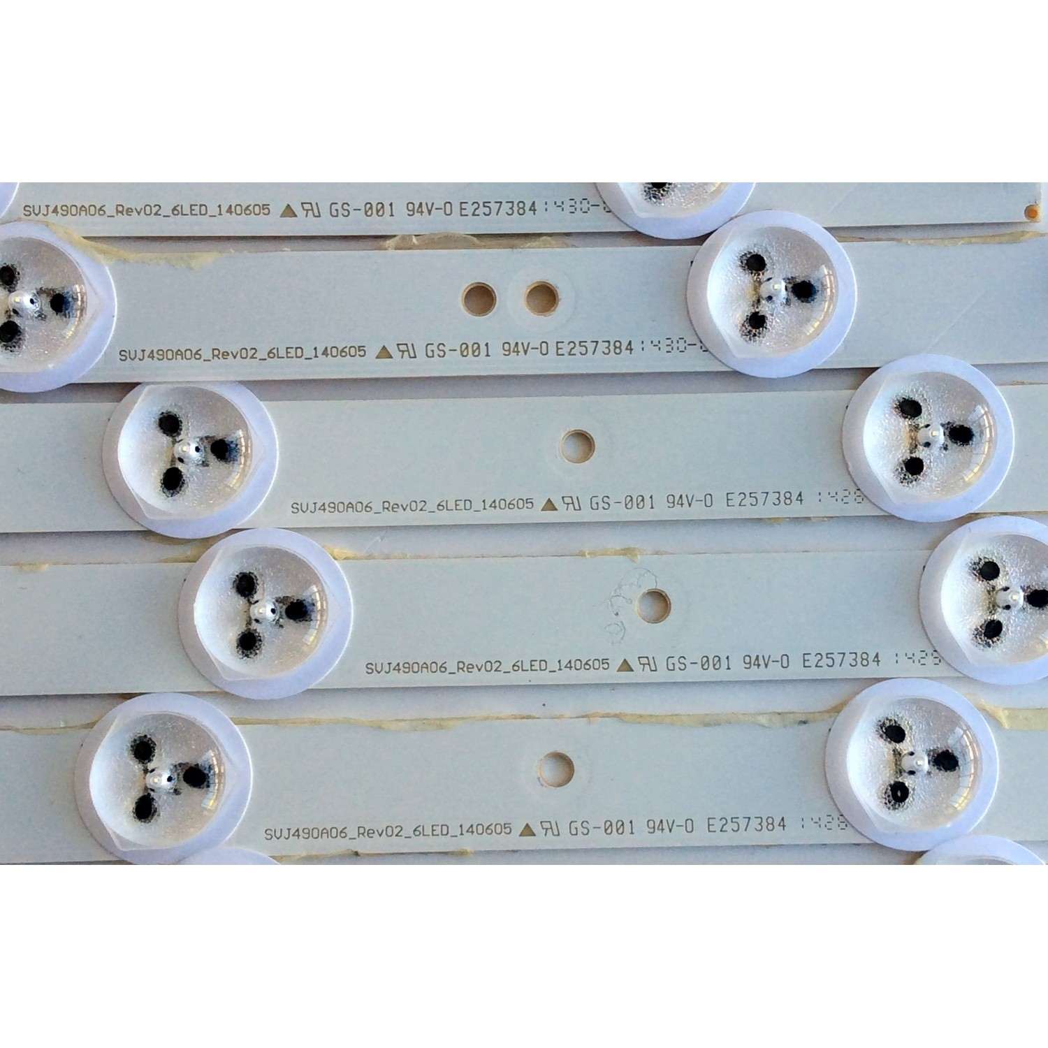 KIT DE LED´S PARA TV ((INCOMPLETO SOLO 9 PIEZAS)) / CHANGHONG SVJ490A06_Rev02_6LED_140605 / 49D1000/C100 / LB-C490F13-E2-L-G1-SE1-L / LB-C490F13-E2-L-G1-SE2-R / PANEL C490F14-E1-L(G3) / MODELO LED49YD1100UA - Imagen 2