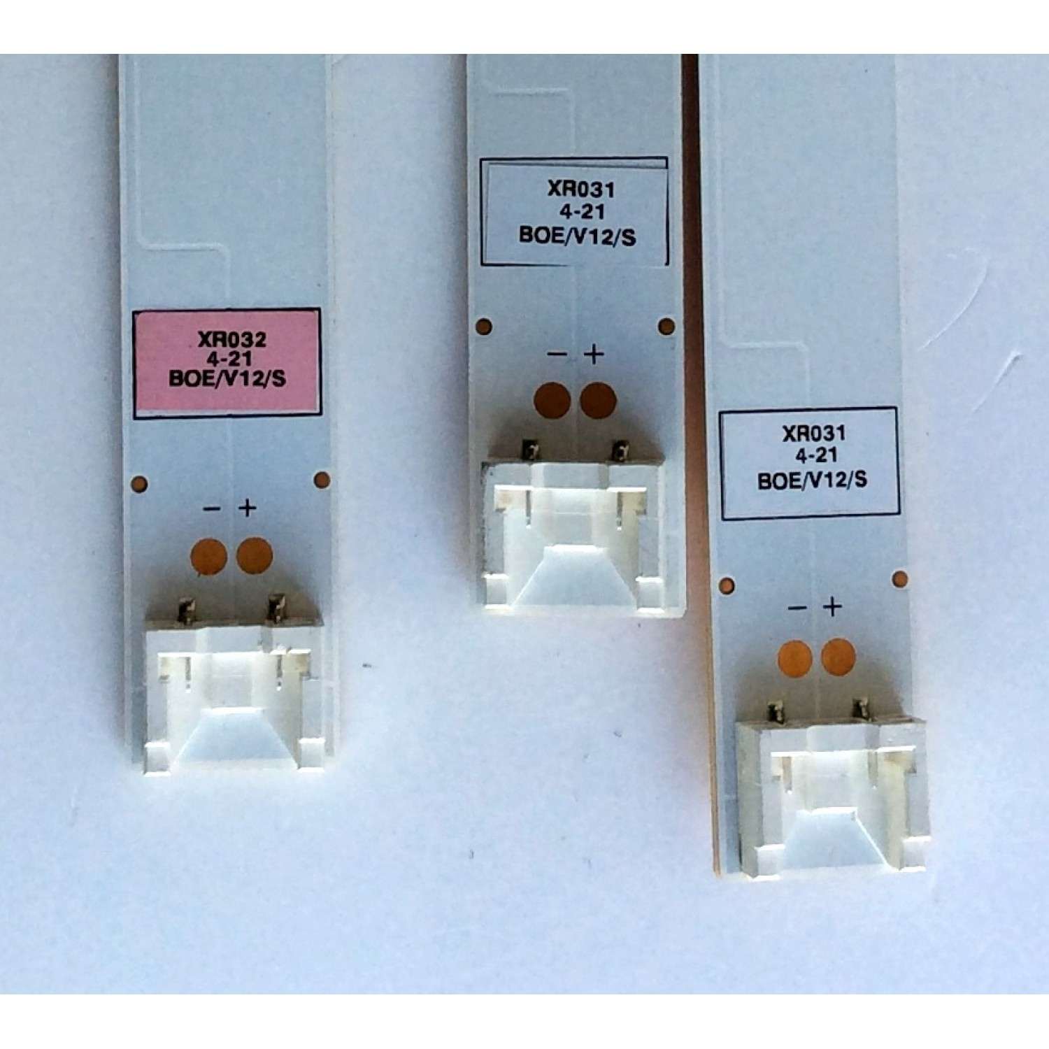 KIT DE LEDS PARA TV POLAROID ORIGINAL 2 PIEZAS / NUMERO DE PARTE 303MY320033 / MY32D07-ZC22AG-06 / 210-108-1158H / 171213B2 / 203-011-0041H / MY315M01 / 2010038085-3 / MODELO 32GSD3000FB - Imagen 3