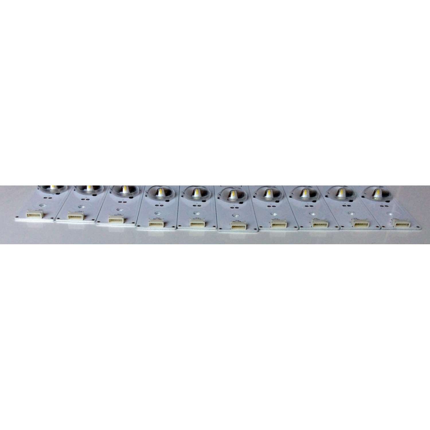 KIT DE LED´S PARA TV LG ((8 PIEZAS)) / NUMERO DE PARTE EAV65035301 / SSC_Y21_SLIM TRIDENT_65UP80 / SSC_Y21_SLIM TRIDENT_65UP80_BOE_(0.6PI)REV00_210105 / PANEL NC650TQG-ABKH7 / MODELO 65UQ9000PUD / 65UQ9000PUD.BUSFLKR - Imagen 3