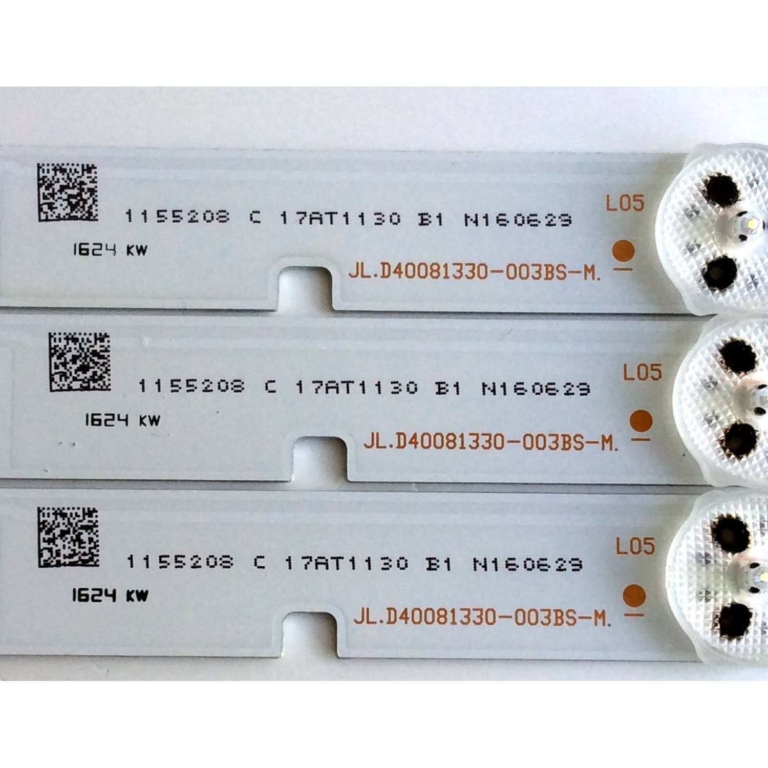 KIT DE LED´S PARA TV HISENSE ((3 PIEZAS)) / NUMERO DE PARTE JL.D40081330-003BS-M / 1155208 / 1175553 / PANEL`S JHD396DF / JHD396D5F01 / HD396DF / JHD396DF-E01 / HD400DF-E33/F2/S9/GM/ROH / MODELOS / 40H3B / 40H5B / 40H3C1 / LC-40LB480U / NS-40D510NA19 - Imagen 3