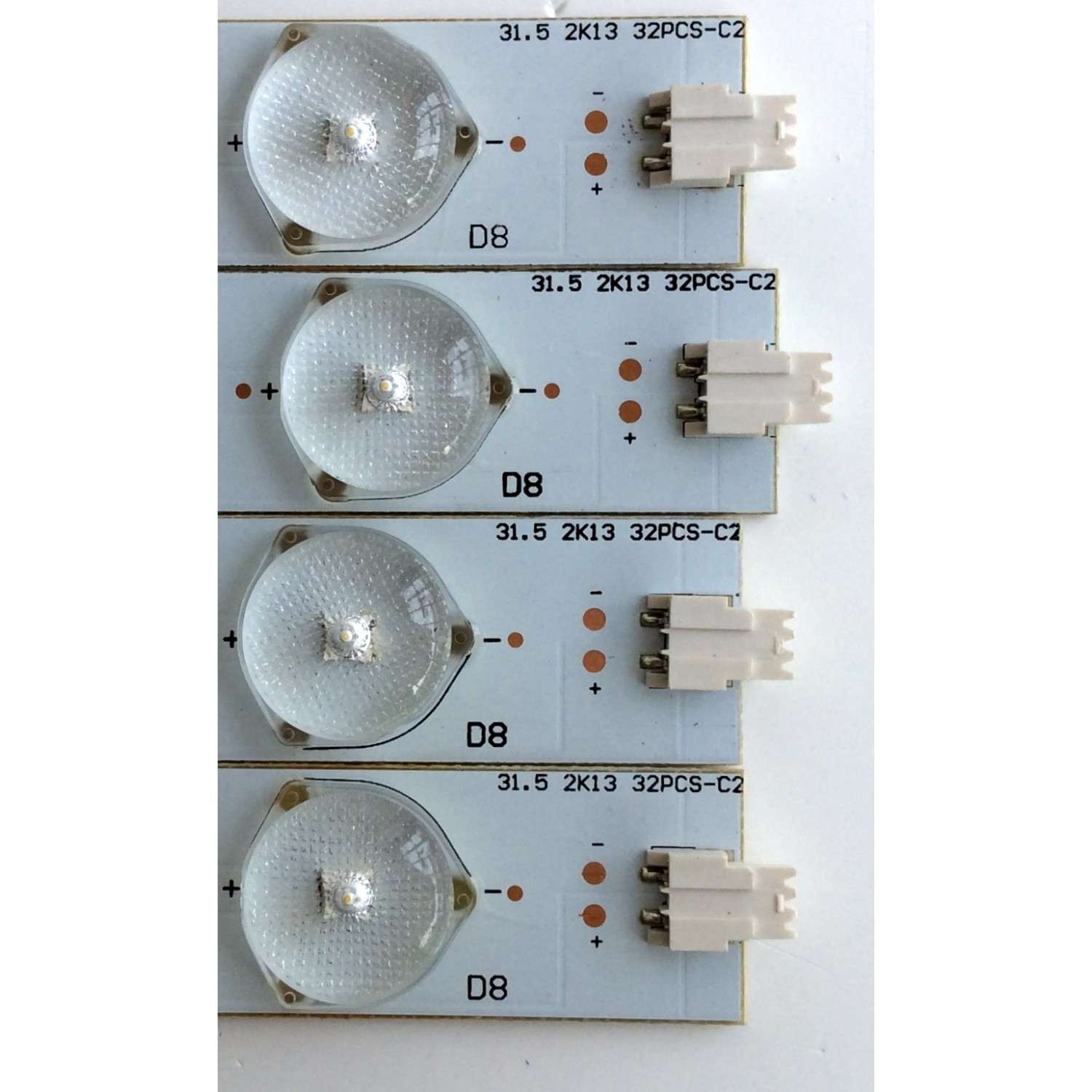 KIT DE LED´S PARA TV (4 PIEZAS) / SANYO 31.5 2K13(32PCS)-V1 / 31.5 2K13 / 32PCS-C2 / EPDHBRSF7C309-F46 / PANEL TPT315B5-A042 REV:21A / MODELO DP32D13 P32D13-00 - Imagen 3