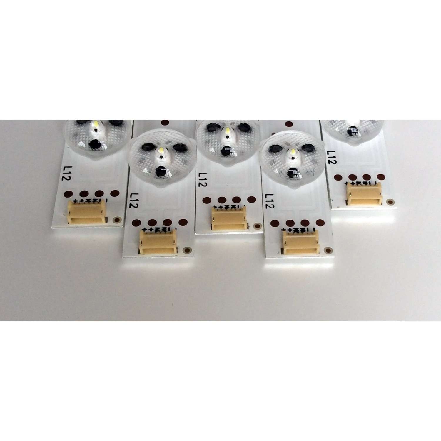 KIT DE LED´S PARA TV (5 PIEZAS) / HISENSE JL.D50062330-003BS-M / 1156991 / PANEL HD500DU-B53 / MODELO 50H8C - Imagen 3