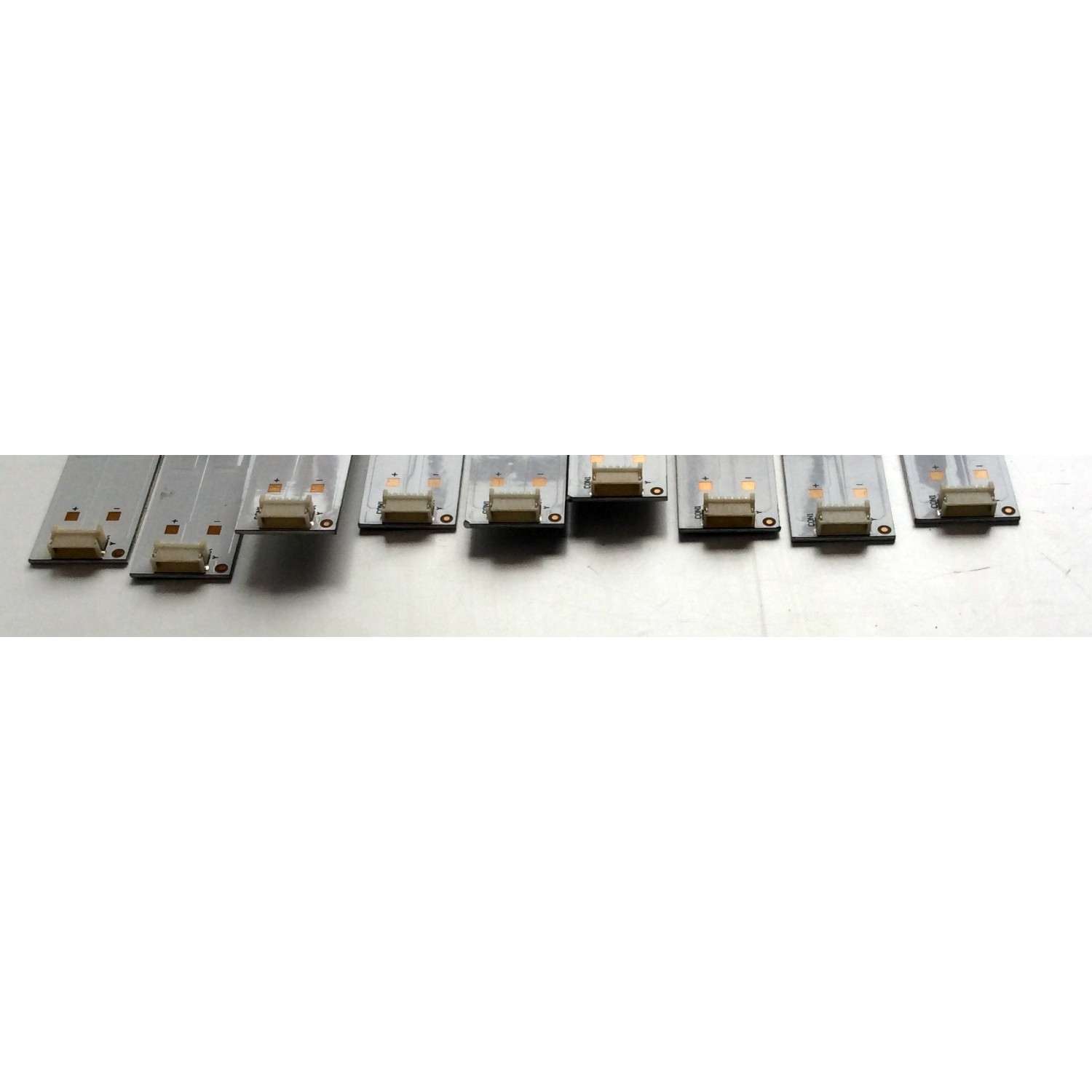 KIT DE LED´S PARA TV (SOLO 9 PIEZAS) / HISENSE LBM550M0501-LE-5(0) / 1173047 / B021ZM60 / E355813 YFPCB-1 / PANEL`S HD550K3U51\S6\GM\ROH / HD550K3U51 / MODELOS FM55H6D / 55H6D - Imagen 4