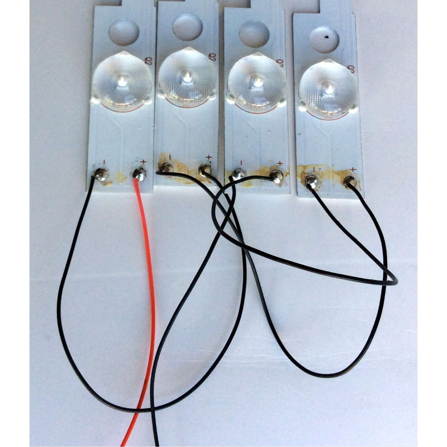 KIT DE LED´S PARA TV (4 PIEZAS) / AVERA LGL4949-3030JF-ES-106 / 160821/18A/M1/30/WY-6102AB / 160819/18A/M1/30/WY-6102AB / PANEL`S LSC490FJ01 / LSC490FJ01-W / MODELO 49EQX10 - Imagen 4