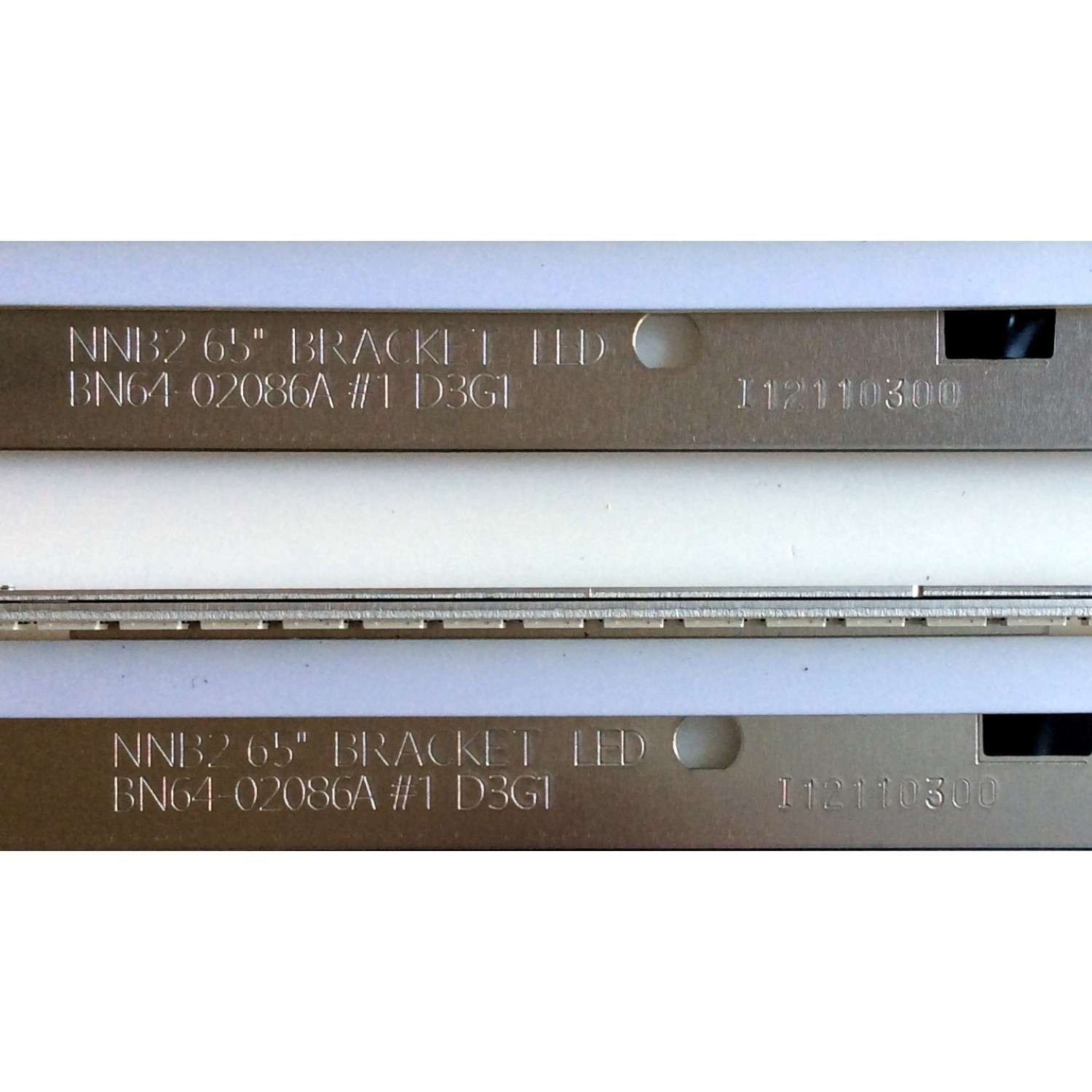 KIT DE LED´S PARA TV (2 PIEZAS) / SAMSUNG BN64-02086A / NNB2 65¨ BRACKET LED #1 D3G1 / 12110300 / 12110300 / PANEL CY-FE650DSAV3H/ MODELO LH65MEBPLGA / ZA AH01 - Imagen 2