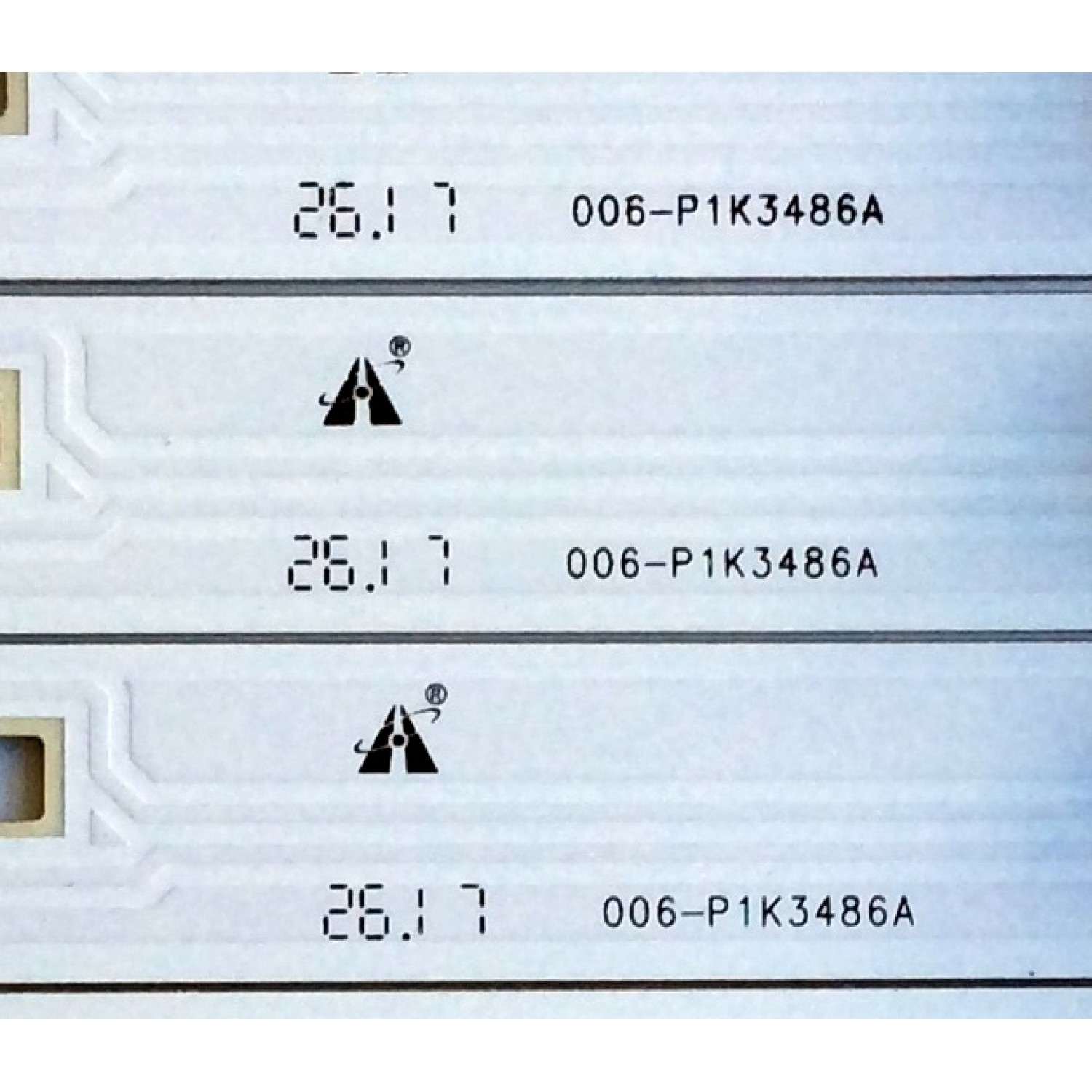 KIT DE LED´S PARA TV TOSHIBA ((8 PIEZAS)) / NUMERO DE PARTE 4C-LB550T-YHK / TCL_ODM_55_D1500_8X5_3030C_V1 / 070817-UR7XGB-00614 / YHE-4C-LB550T-YHK / PANEL LVF550CSDX E11 V7 / MODELO 55L510U18 - Imagen 4