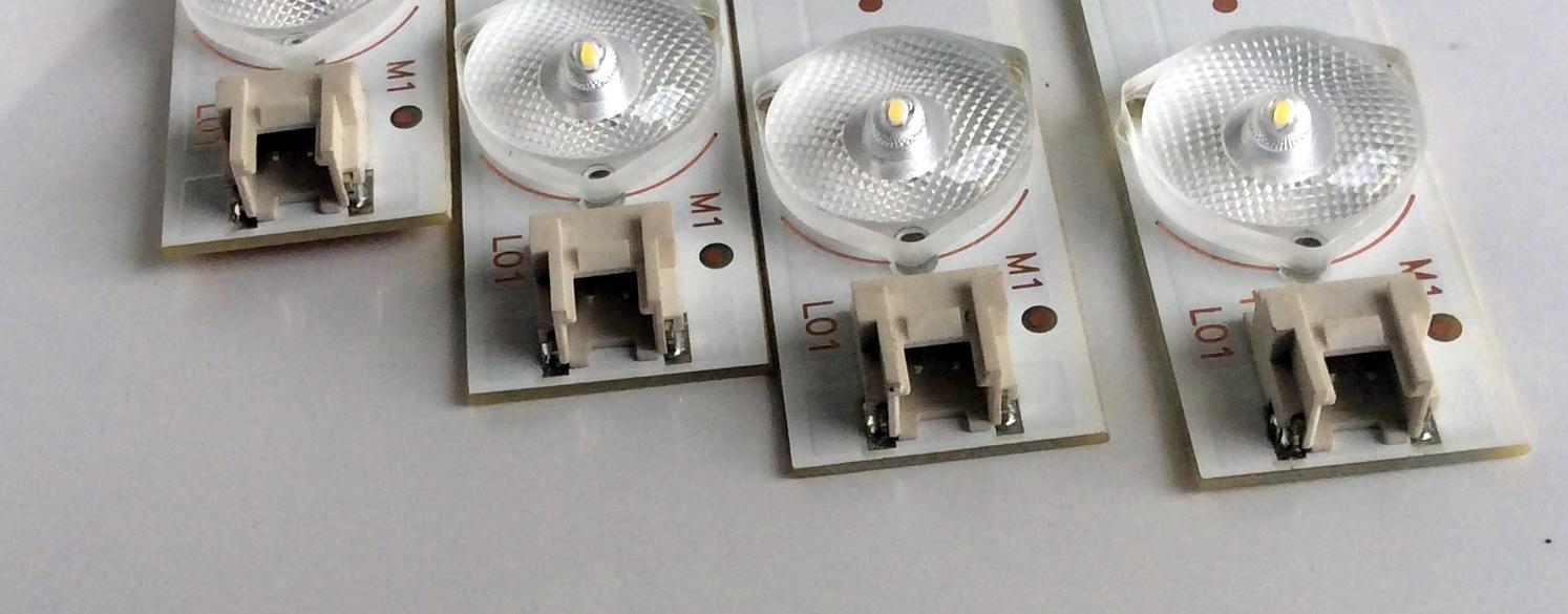 KIT DE LED´S PARA TV (4 PIEZAS) / WESTINGHOUSE 3P43DX0004-A0 / E341134 / A8-PC 21005021 / 0343DX003 / B651453 / PANEL MD4301YTAU / MODELO WD43UB4530 TW-06401-A043D - Imagen 3
