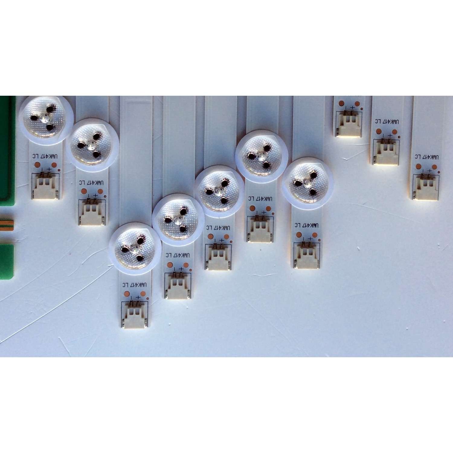 KIT DE LED´S PARA TV (10 PIEZAS) / 6916L-1174A / 6916L-1175A / 6916L-1176A / 6916L-1177A / 6637L-0024A / 6916L-1359A / 6916L-1360A / 6916L-1361A / 6916L-1362A / PANEL LC470DUE (SF)(R1) / MODELO 47LN5200 / E470I-A0 / MAS MODELOS Y PANELES EN DESCRIPCION. - Imagen 3