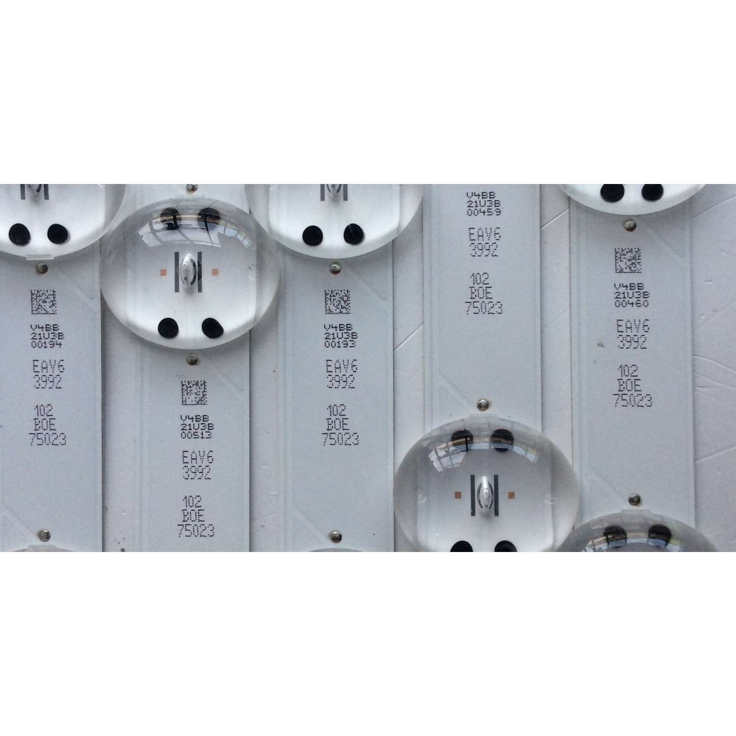 KIT DE LED´S PARA TV (5 PIEZAS) / LG EAV63992102 / EAV63992101 / SSC_Trident_75UK65_S / SSC_75UK62&amp;65_11LED_SVL750A24_REV1.0_171201 / NC750DQE-AAGR1 / MODELOS 75UK6190PUB / 75UK6570PUB - Imagen 3