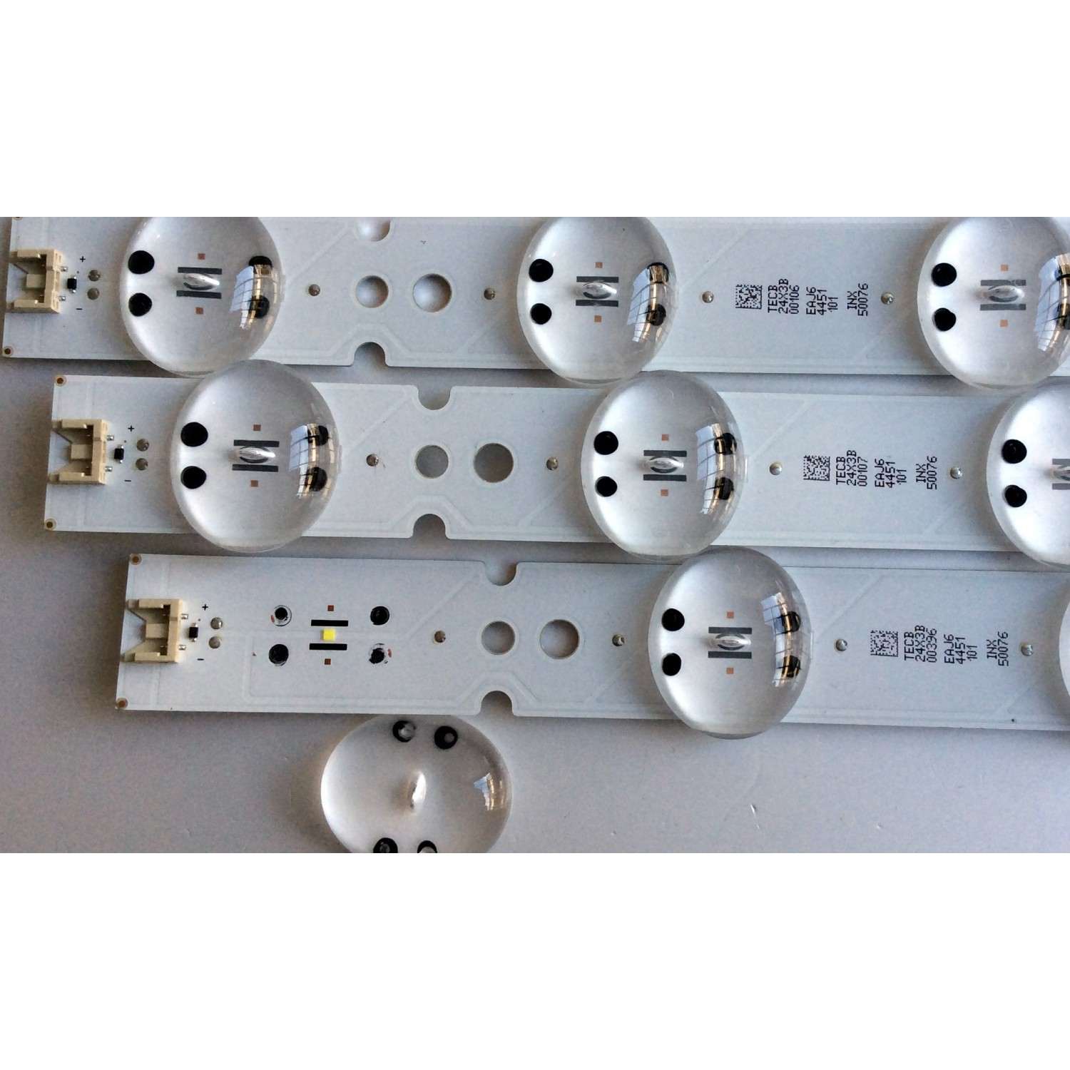 KIT DE LED´S PARA TV (3 PIEZAS) / LG HC500DQN-VCUR2 / HC500DQN-VCUR/L / SS_50UK63/65_INX_25mm_2.3P1_20171120 / EAJ64451101 / MODELO 50UK6500AUA	 - Imagen 2